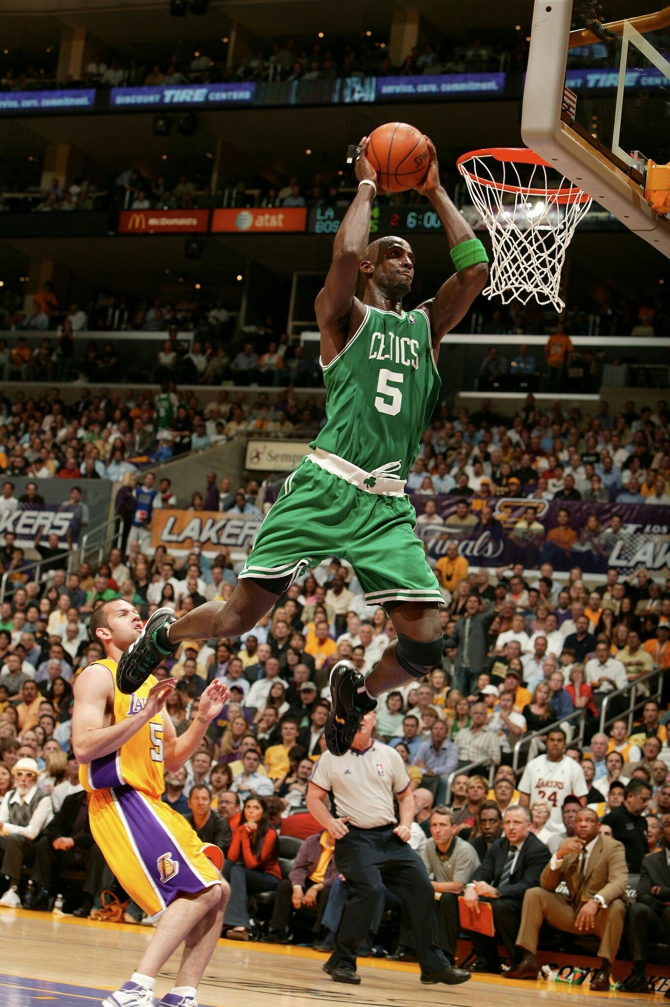 Kevin Garnett, Boston Celtics, NBA players, Michael Jordan, 1370x2050 HD Phone