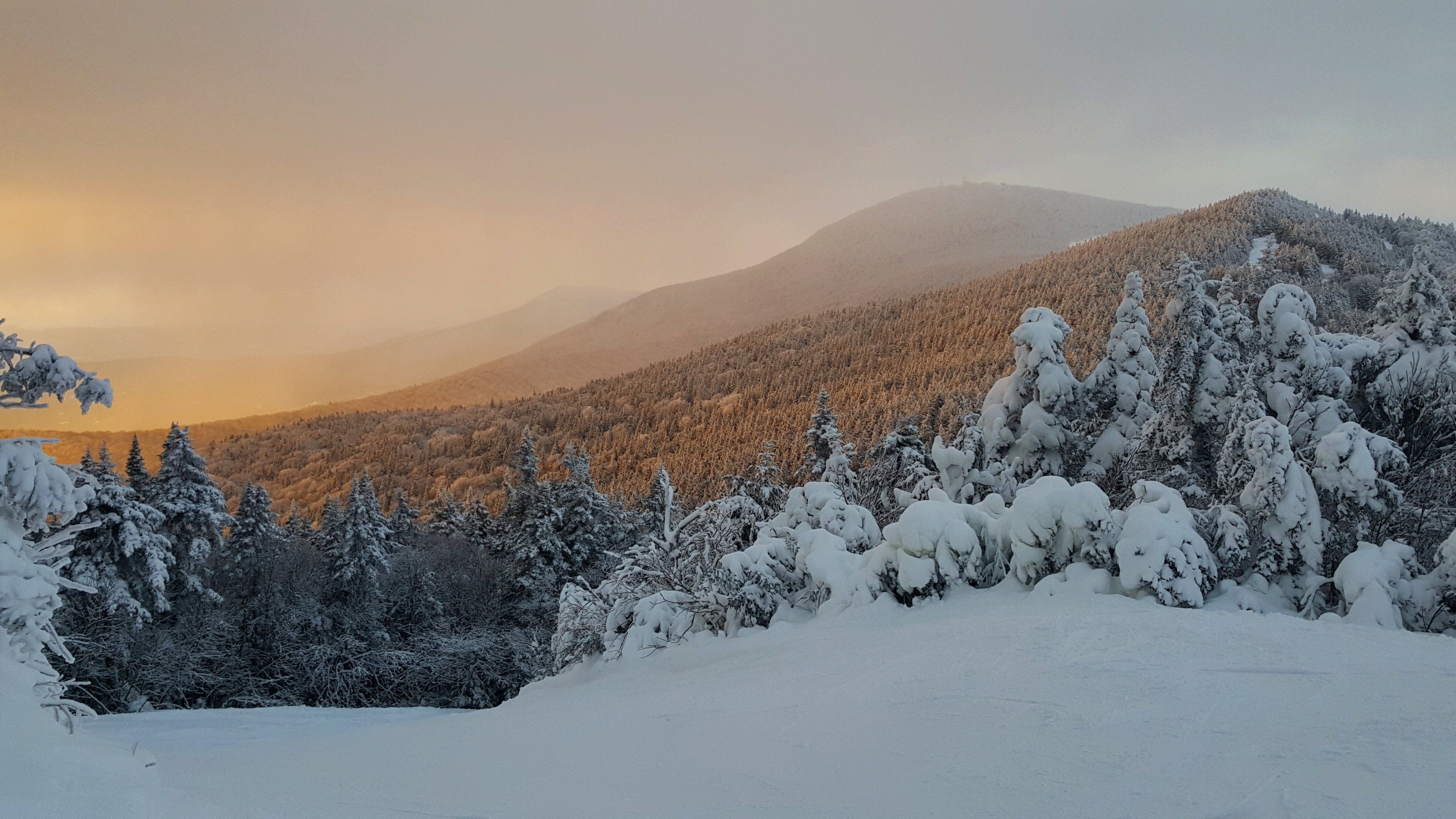 Smugglers' Notch, Vermont, Mountain wallpapers, Serene landscapes, 3840x2160 4K Desktop