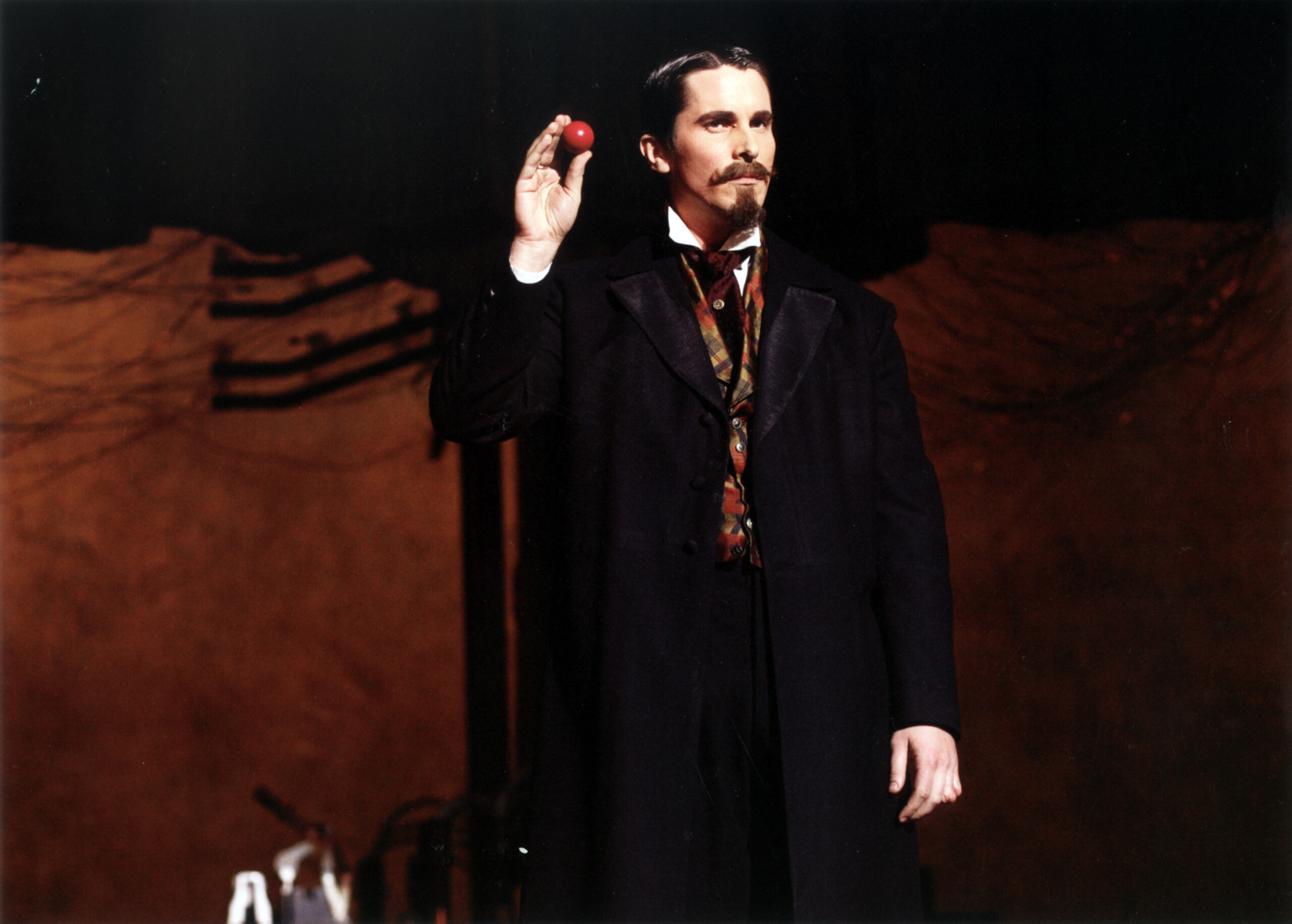 The Prestige: Christian Bale as Alfred "The Professor" Borden / Bernard Fallon. 2560x1840 HD Wallpaper.