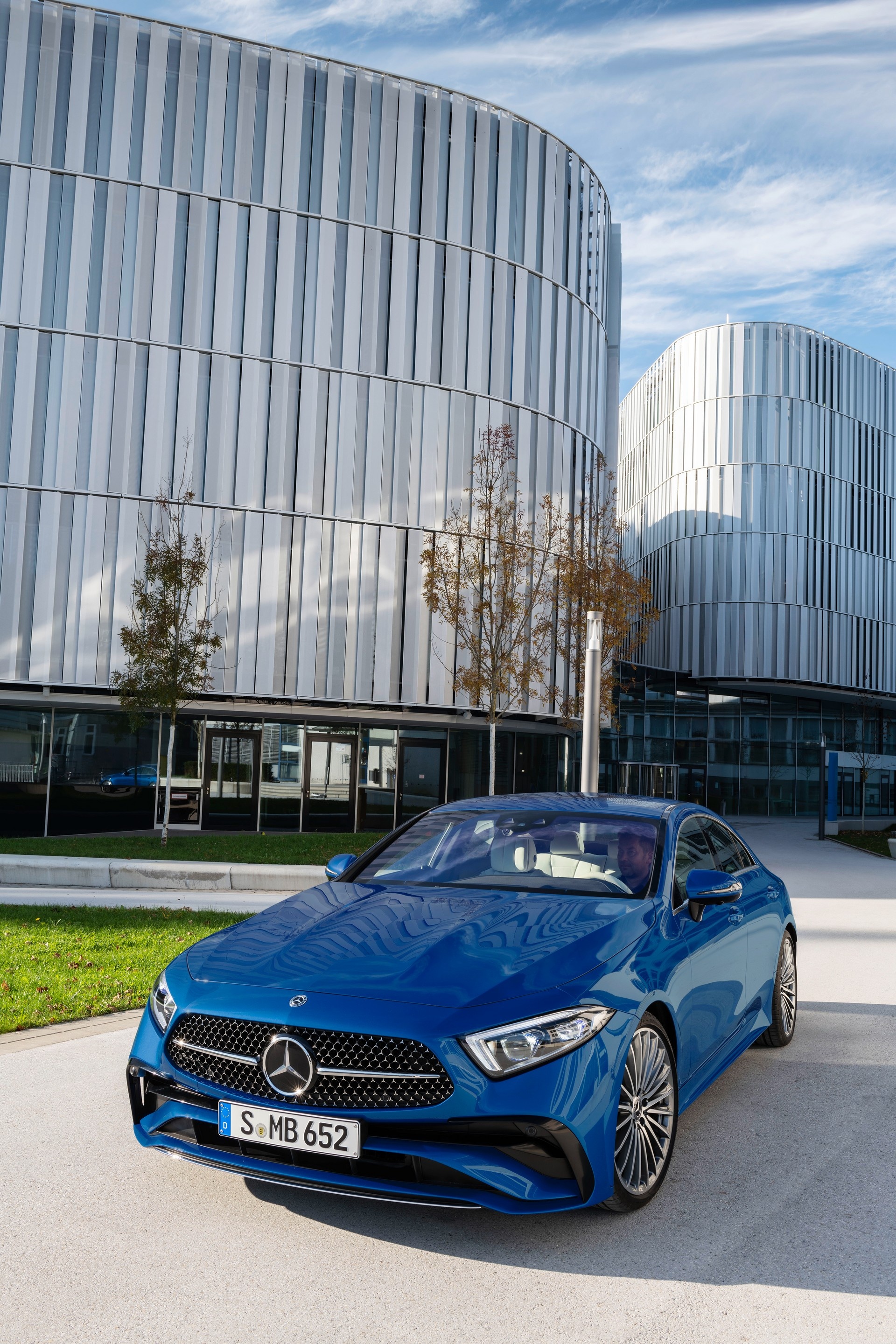 Mercedes-Benz CLS, Auto luxury, AMG line, Front view, 1920x2880 HD Phone