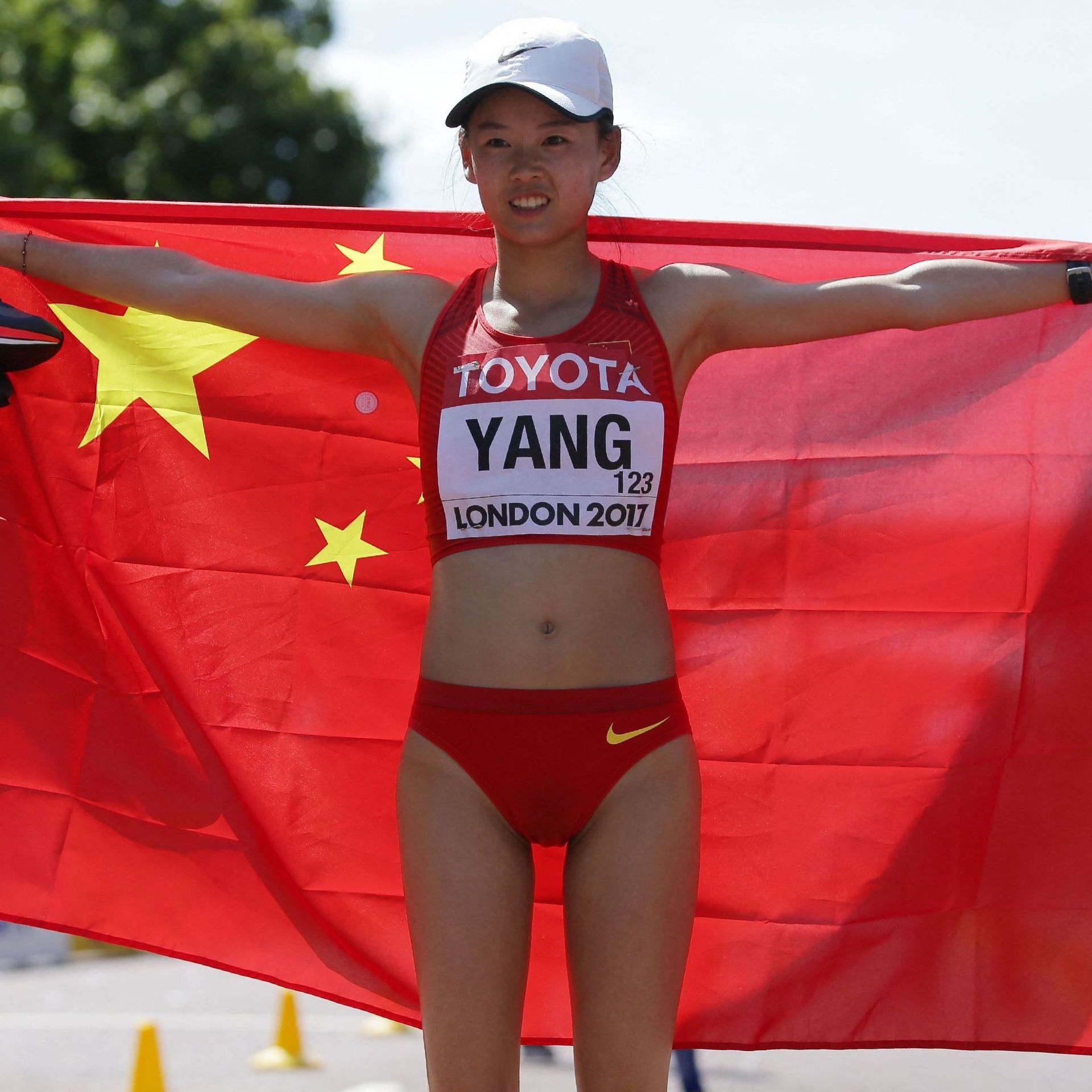 Yang Jiayu, Chinese Racewalker, World Record, 20km Walking, 1920x1920 HD Phone