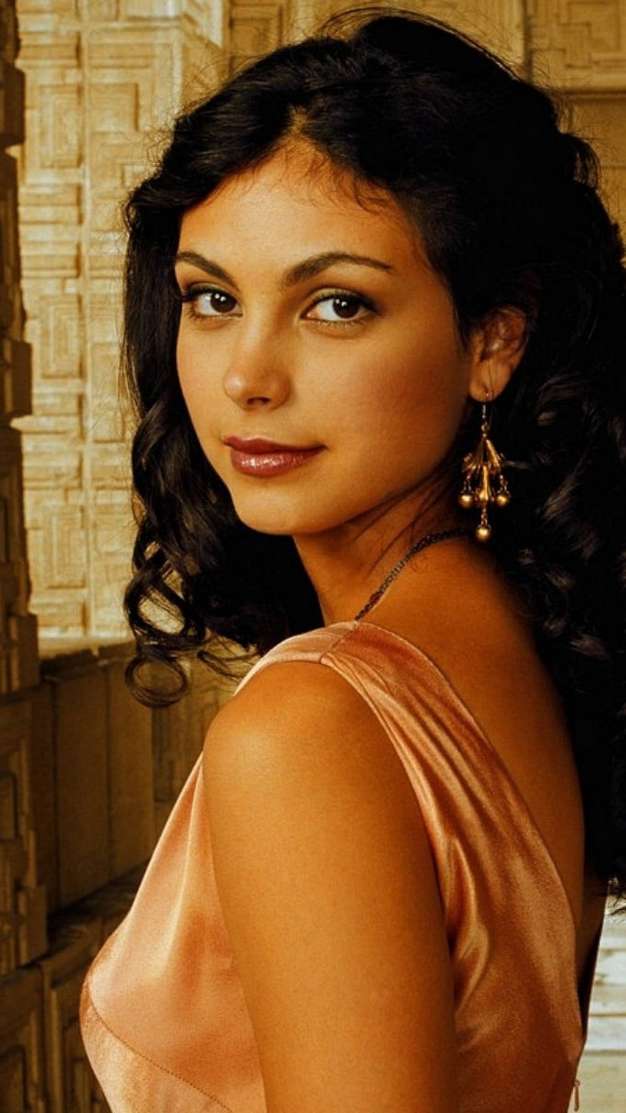 Screenbeauty Morena Baccarin, Actress model, Fantasy girls, Beautiful star, 1250x2210 HD Phone