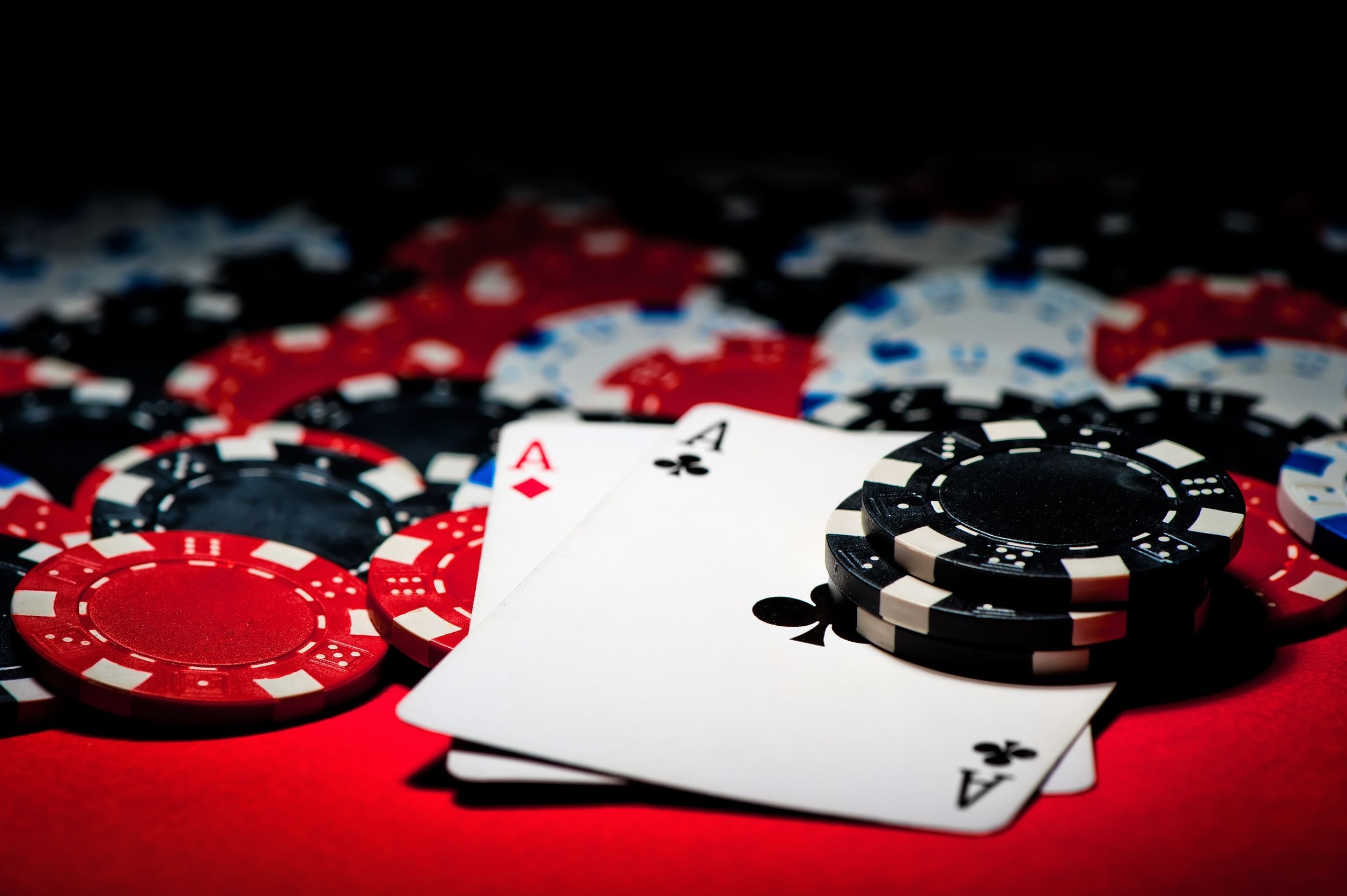 Poker: Discarding two cards, Gambling, The best combinations. 2520x1680 HD Wallpaper.