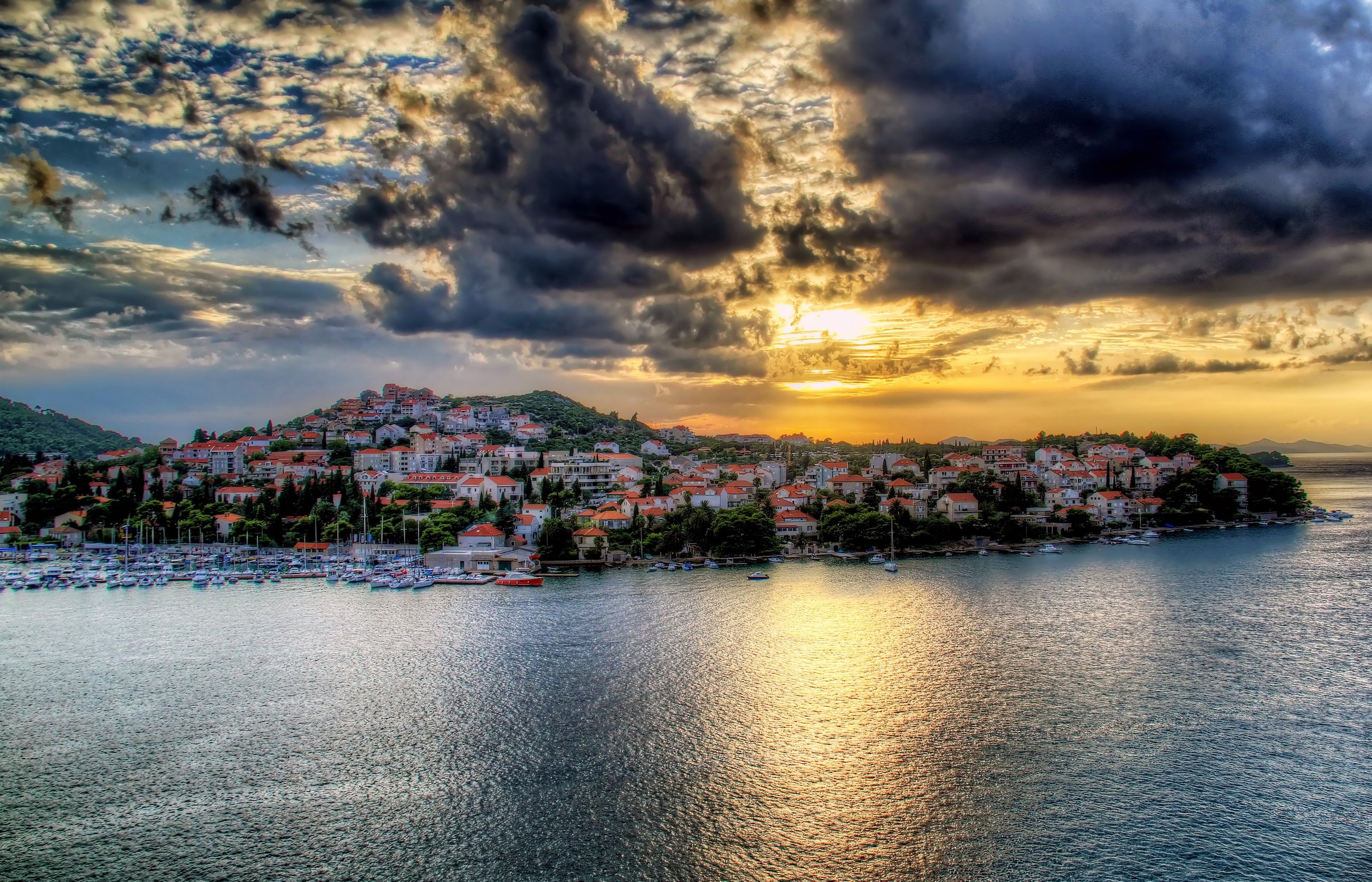 Croatia houses, Sea sky coast, Dubrovnik clouds, HDR cities, 2600x1680 HD Desktop