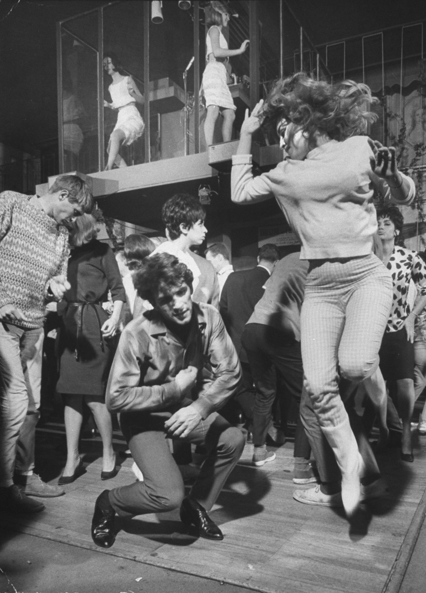 Rock and Roll Dance: The Sunset Strip, Hollywood Of 60s, Vintage Dance Party, Black And White. 1480x2050 HD Wallpaper.