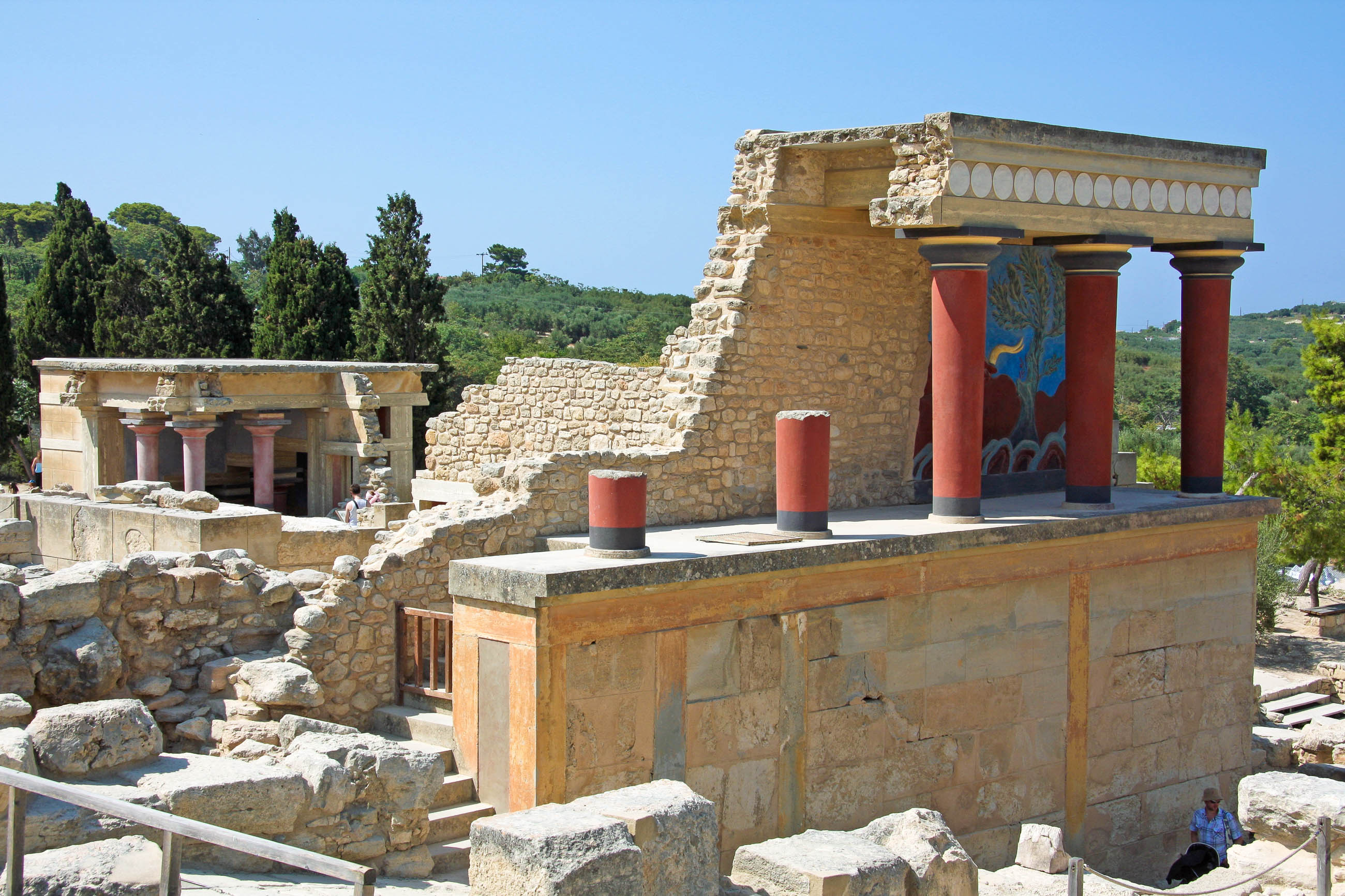 Knossos Palace, Historical ruins, Greek heritage, Travel destination, 2600x1740 HD Desktop