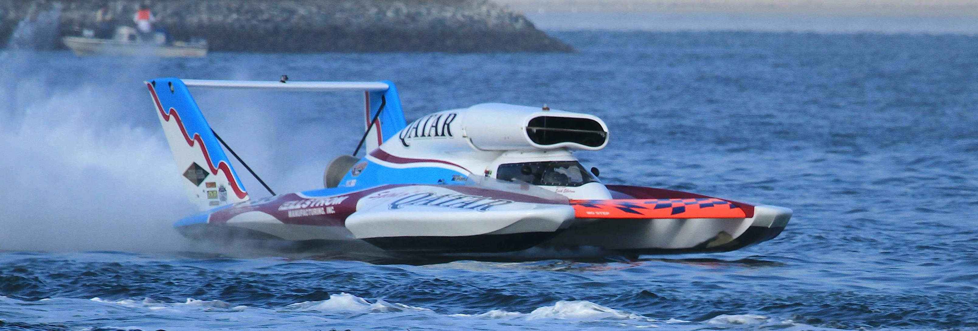 Hydroplane: The boat's most commonly used turbine is the Lycoming T55. 3220x1090 Dual Screen Background.