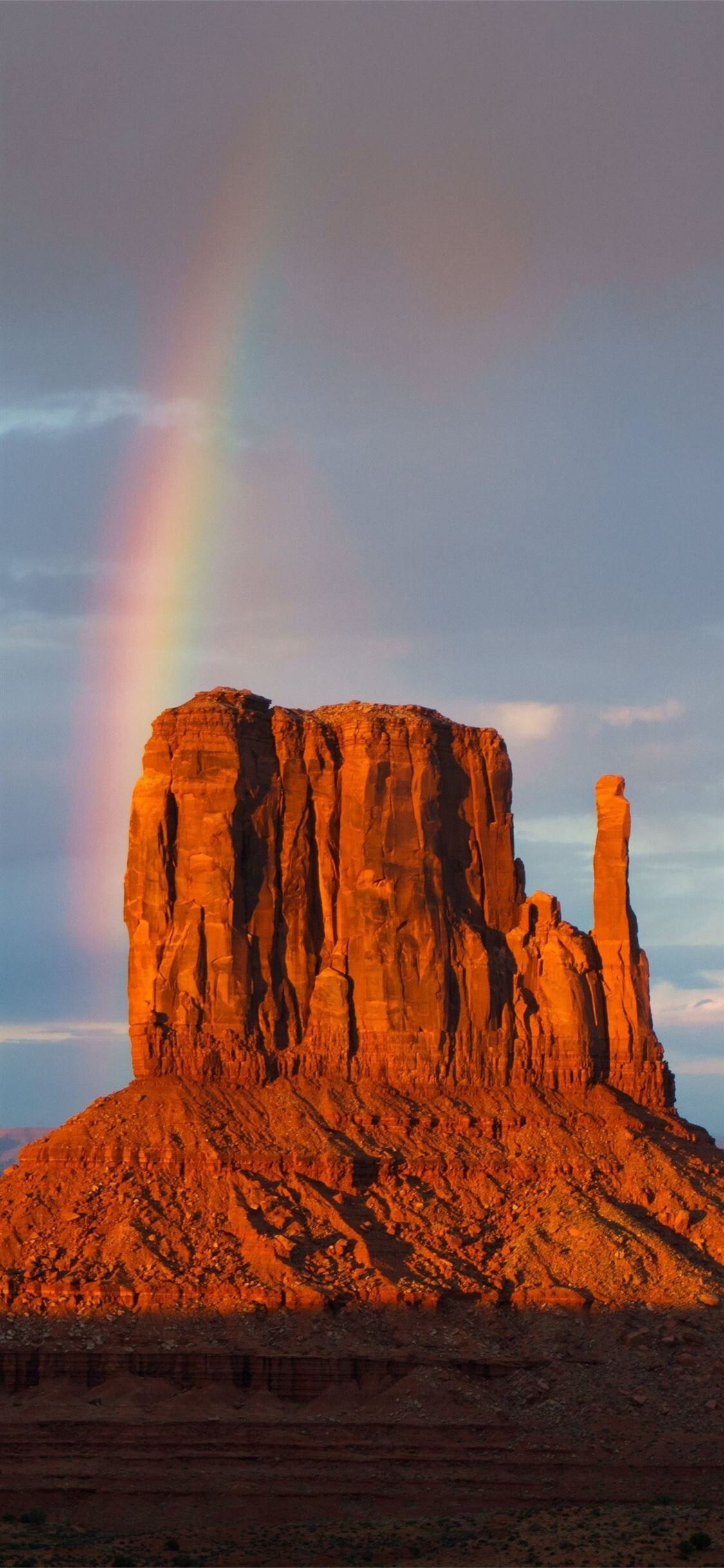 Geology: Rainbow, Mountains, Monument Valley, Arizona, A vertical rock exposure. 1130x2440 HD Wallpaper.