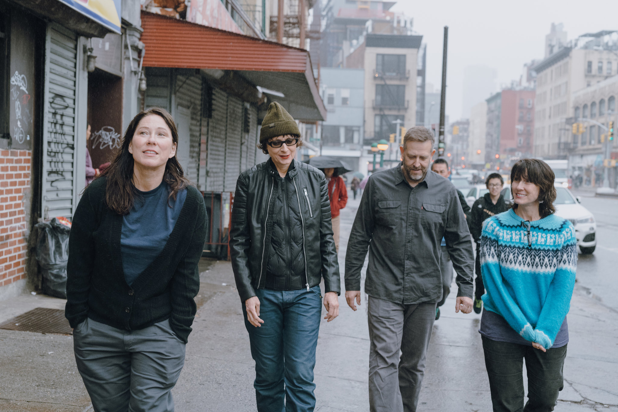 The Breeders, Getting along, The New York Times, 2050x1370 HD Desktop