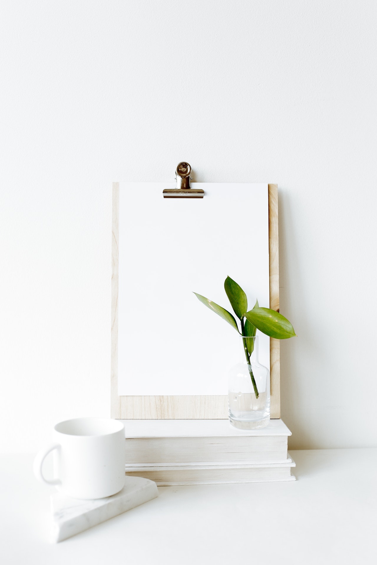 Minimalist photography, Artistic simplicity, Visual serenity, Composed frames, Pared-down captures, 1280x1920 HD Phone