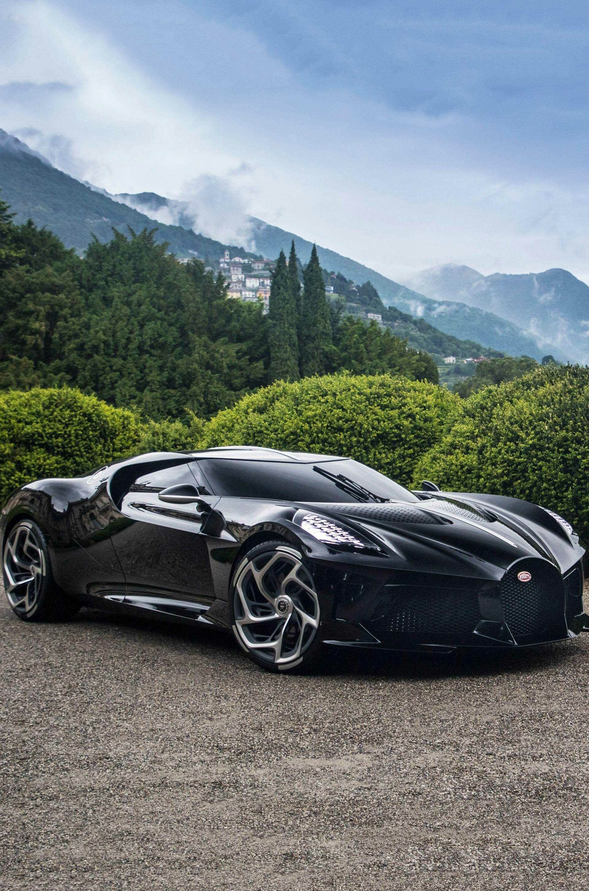 Bugatti La Voiture Noire: The car is a celebration of the company's distinctive design history. 1920x2900 HD Wallpaper.