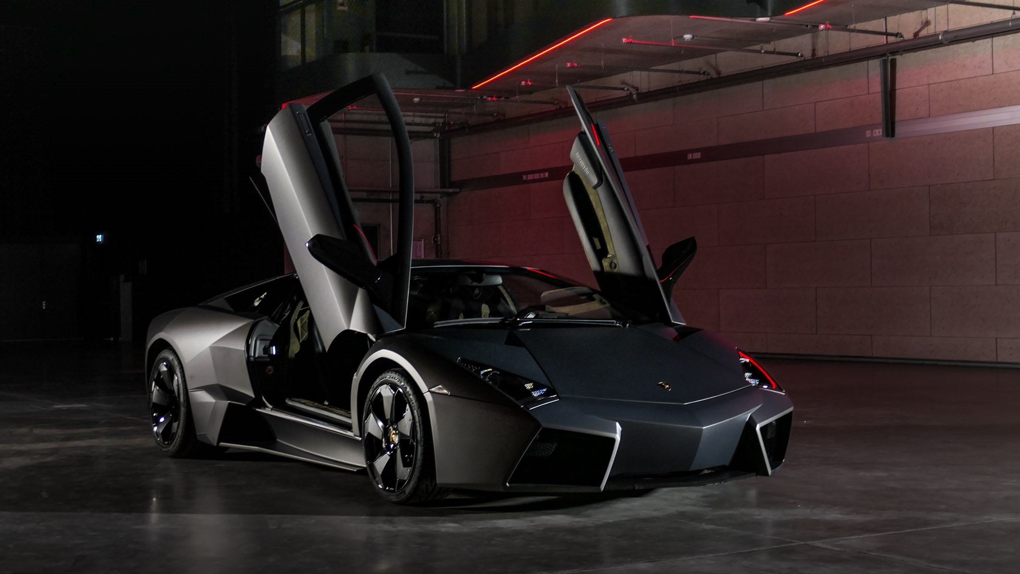 Doors Up, Lamborghini Reventon Wallpaper, 2050x1160 HD Desktop