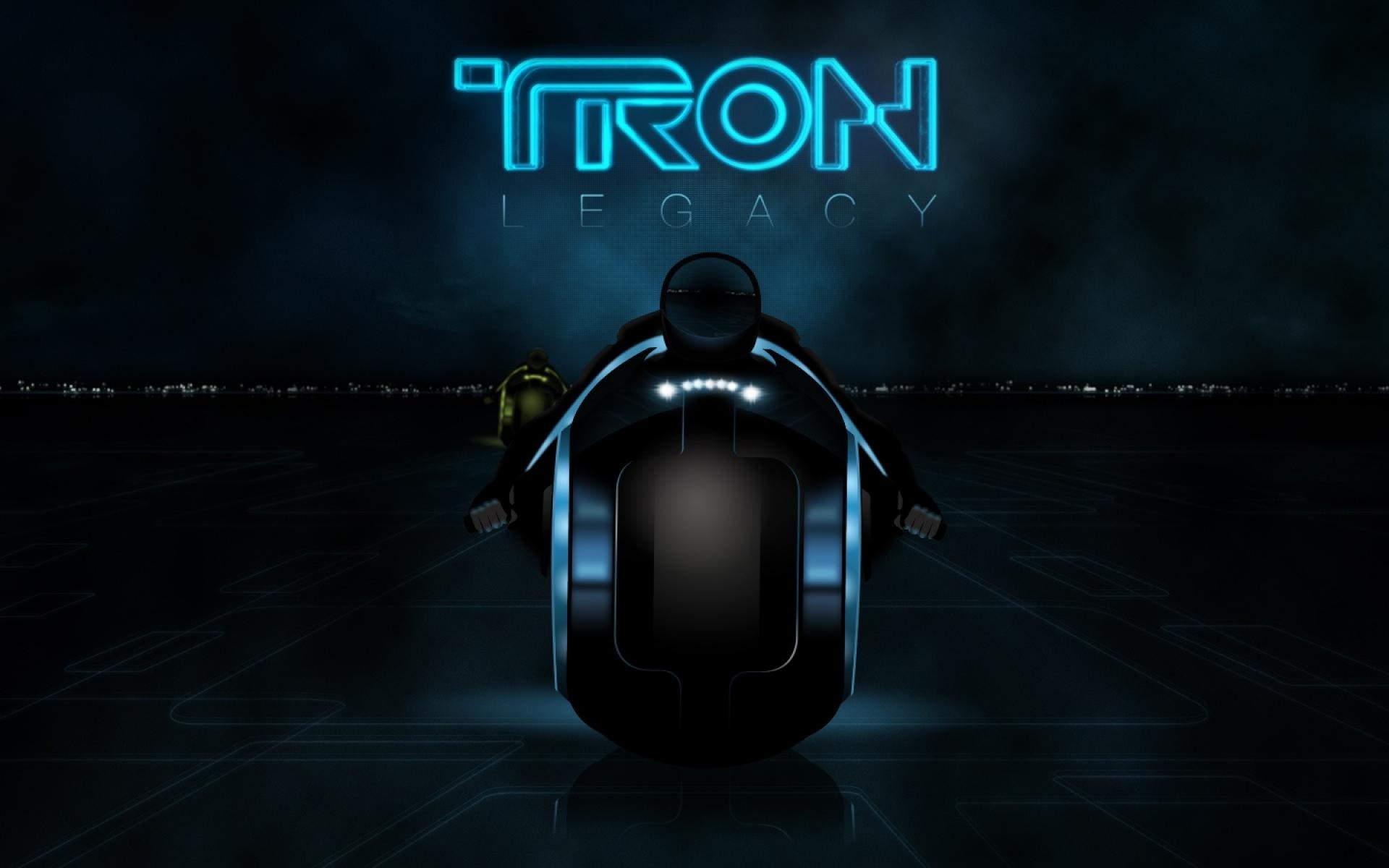 Tron (Movie): Legacy, The film features a young version of Jeff Bridges, created using CGI. 1920x1200 HD Wallpaper.
