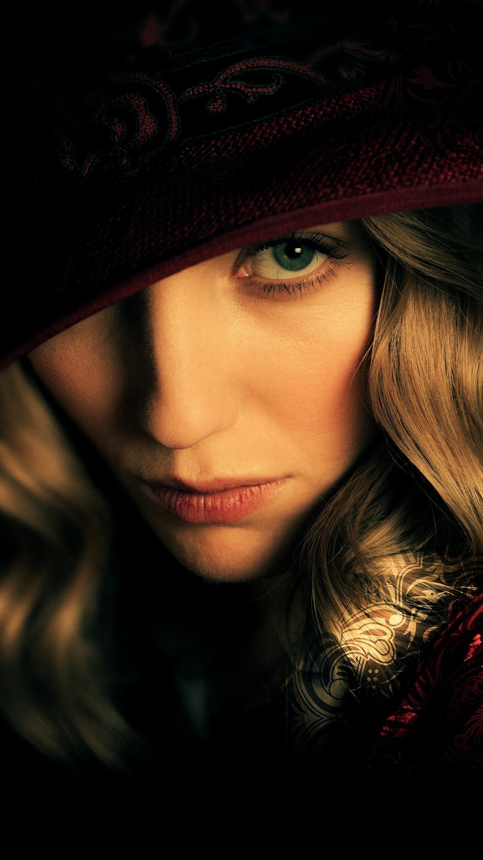 Peaky Blinders: Annabelle Wallis as Grace Shelby. 1540x2740 HD Background.