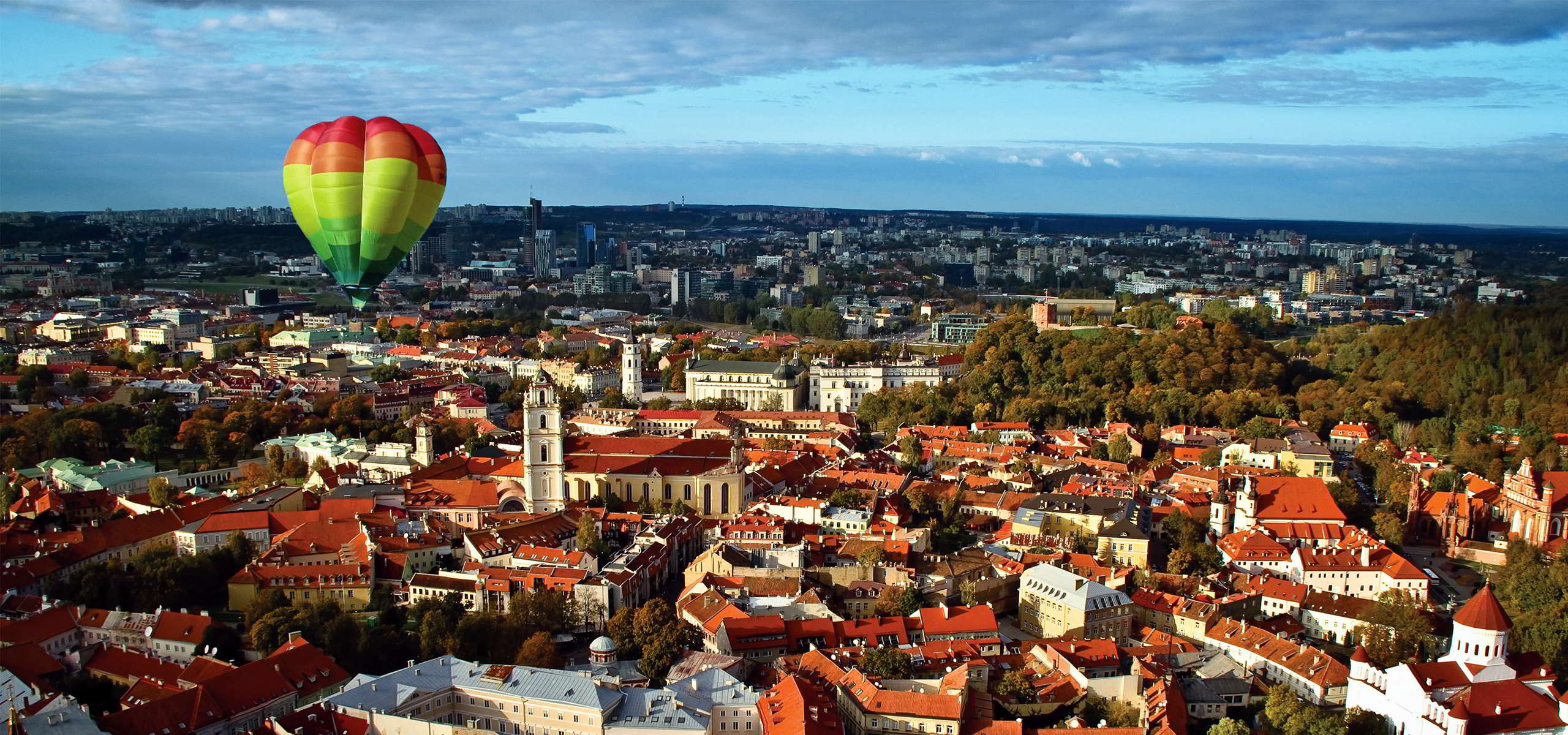 Vilnius old town, Beautiful backgrounds, 2560x1200 Dual Screen Desktop