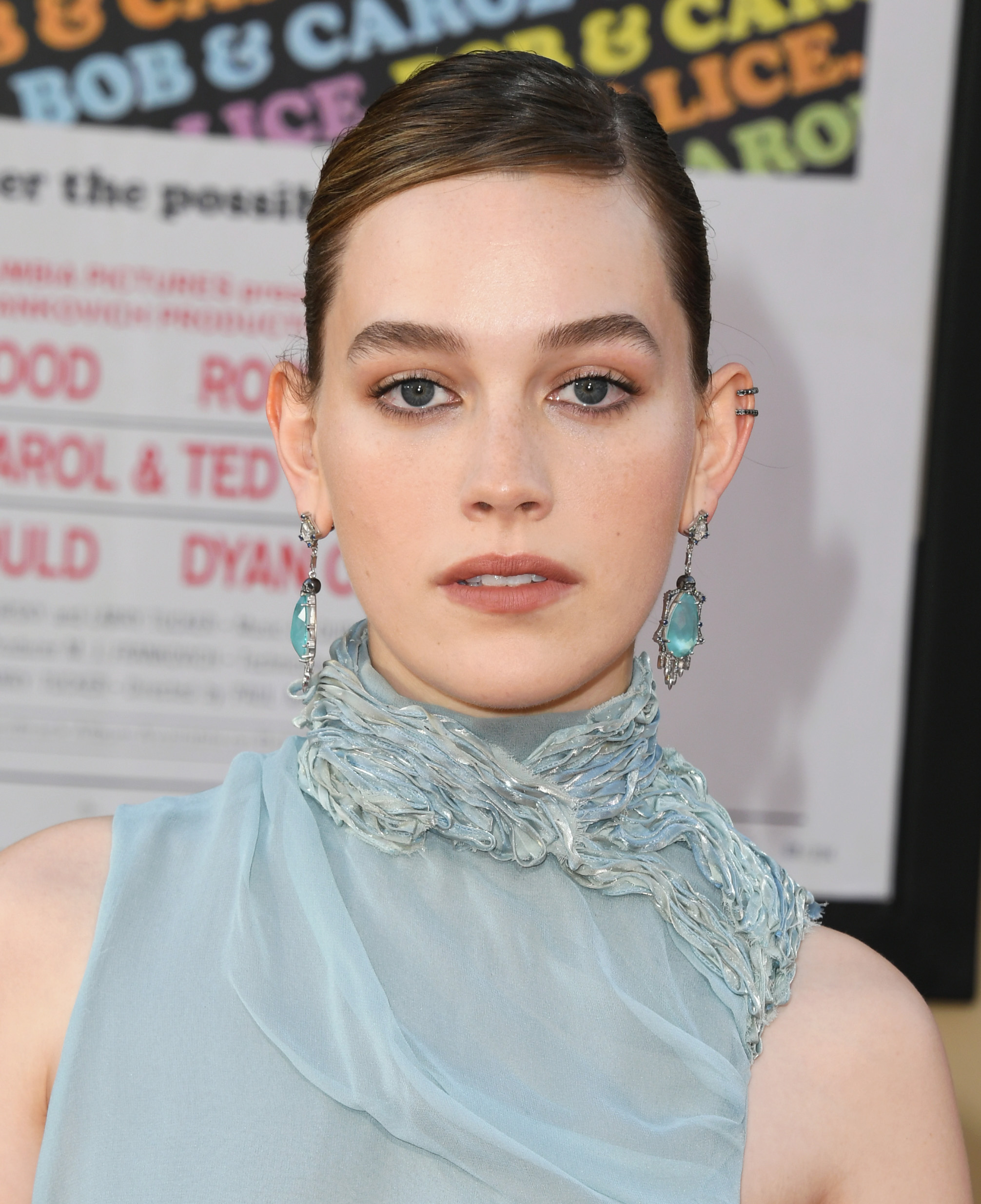 Victoria Pedretti dating, Dylan Arnold, You co-stars, Celebrity relationships, 2020x2470 HD Handy