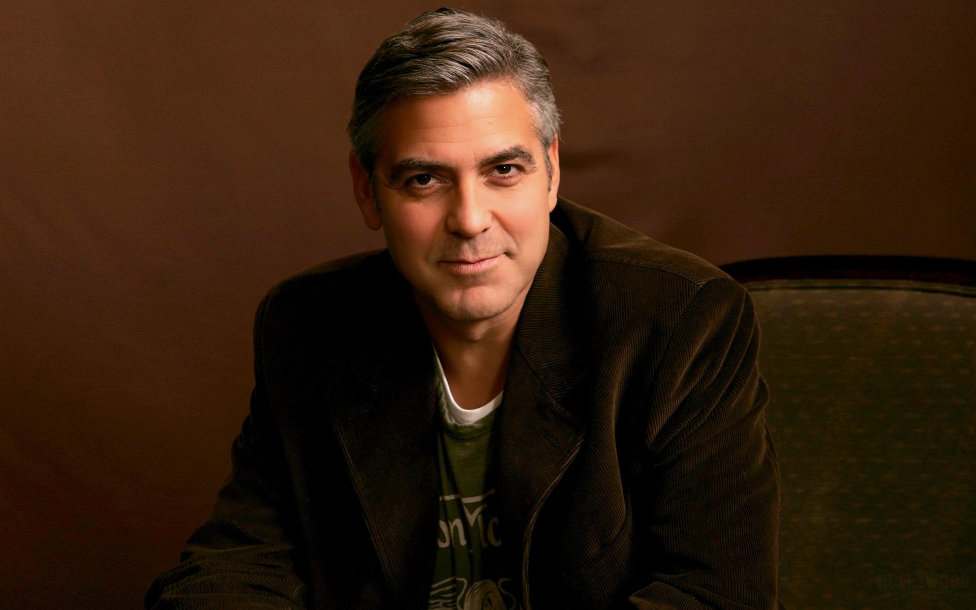 George Clooney, HD wallpaper, Striking background image, Mesmerizing presence, 1920x1200 HD Desktop