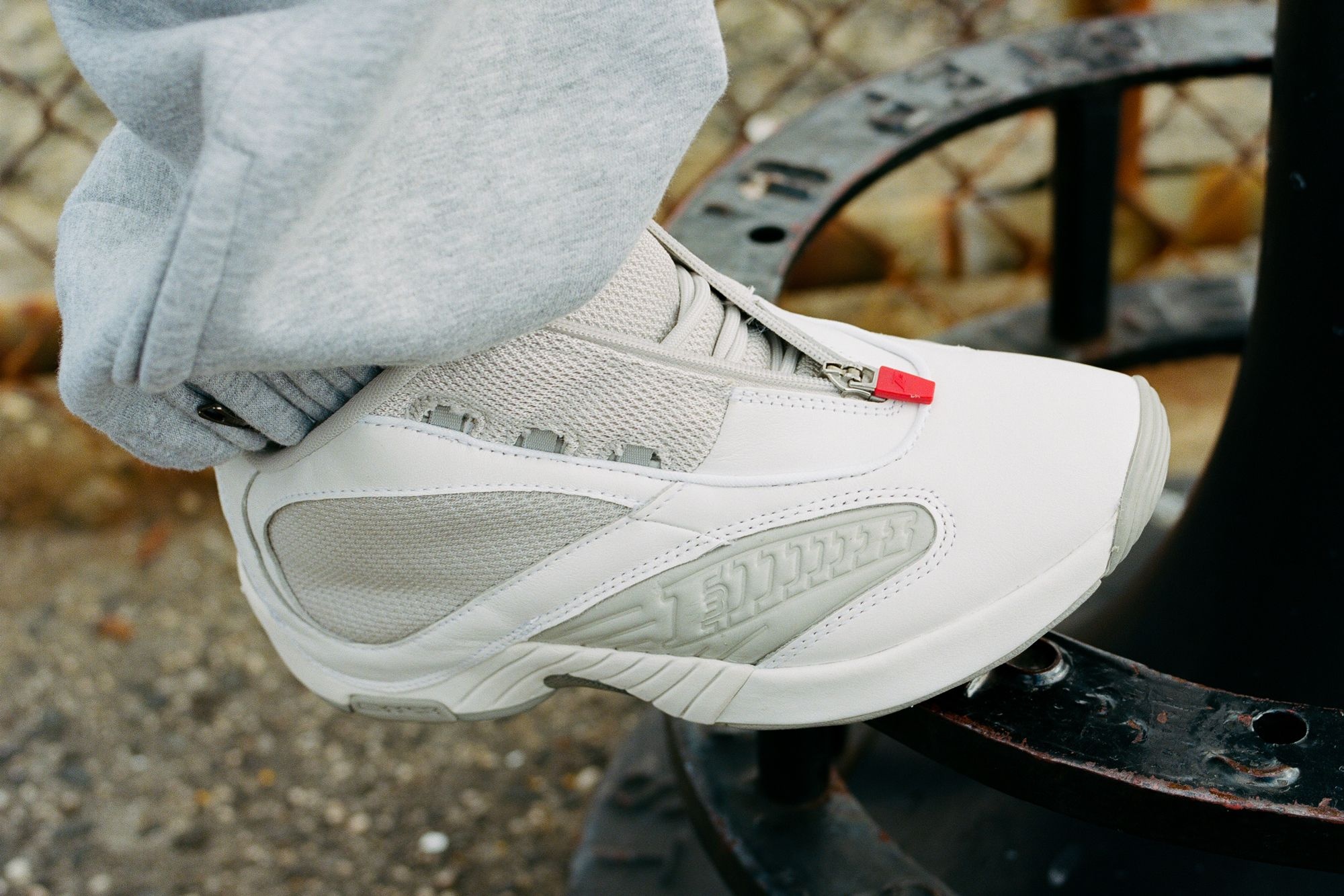 Reebok: Packer Shoes x Reebok Answer IV “Silver”, Signature look, Sneakers. 2000x1340 HD Background.