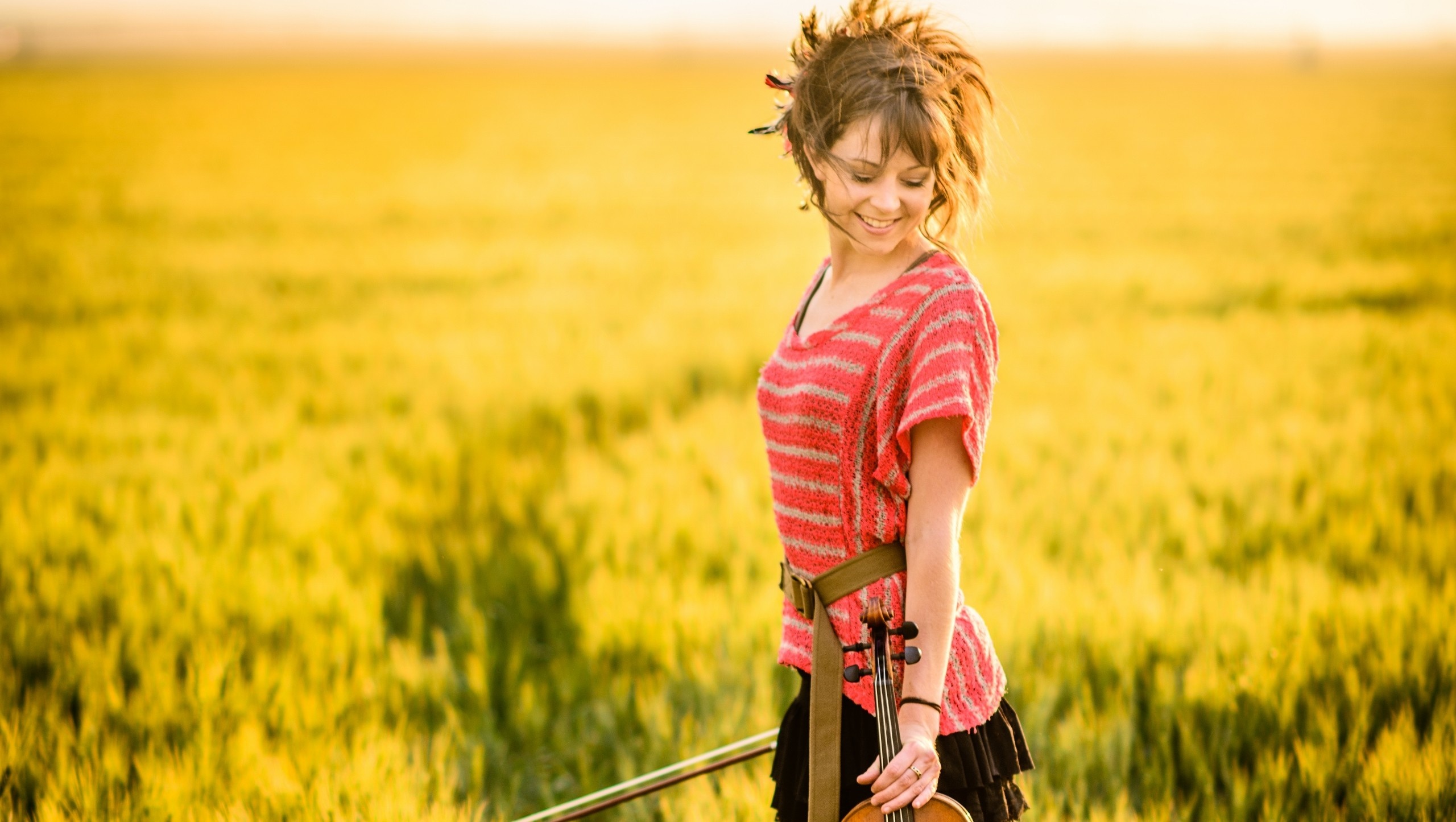 Lindsey Stirling, Striking outdoor photos, Talented musician, Captivating imagery, 2560x1450 HD Desktop