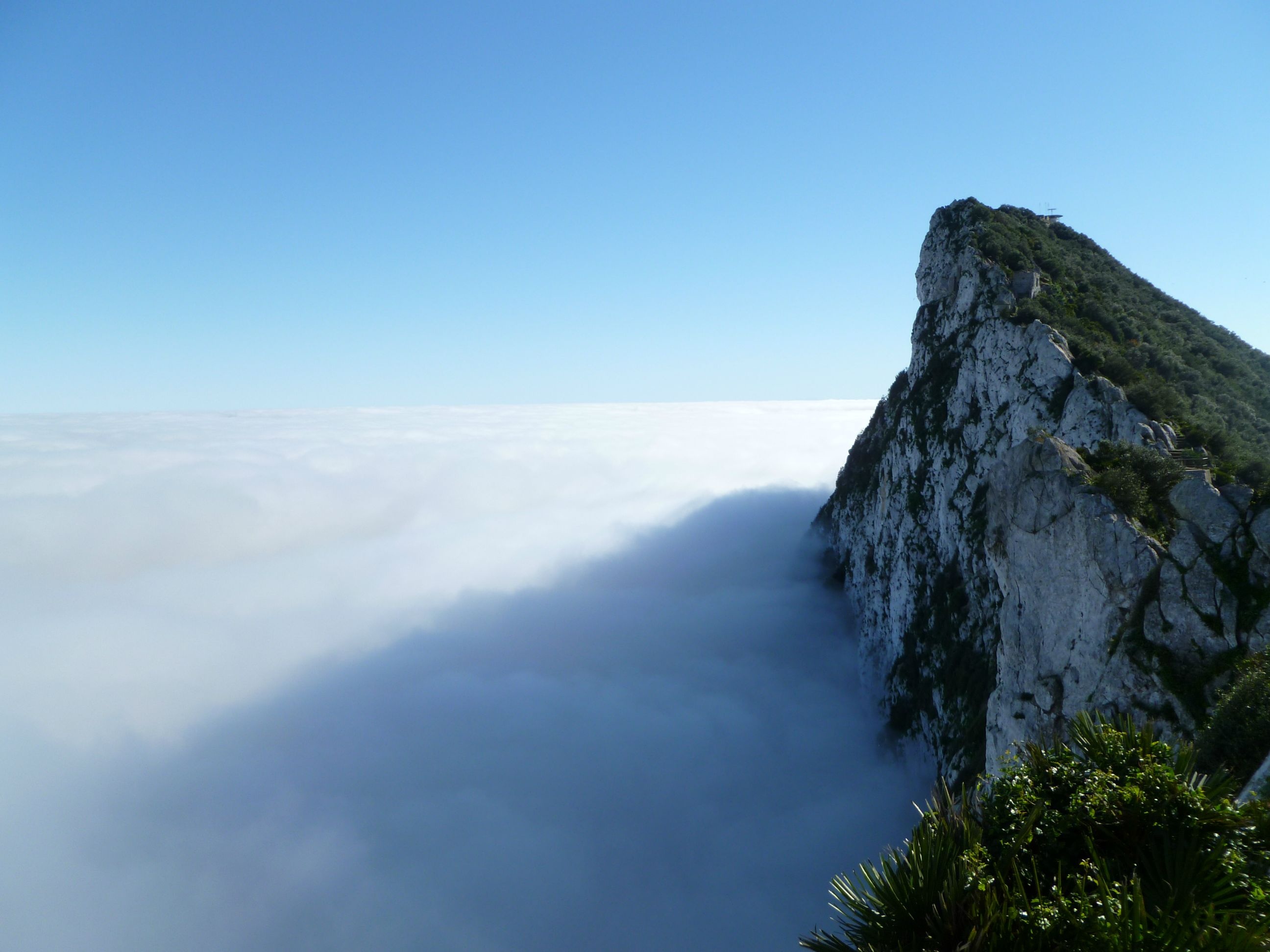 Cloudy day, Rock of Gibraltar, Top of the rock, View, 2600x1950 HD Desktop