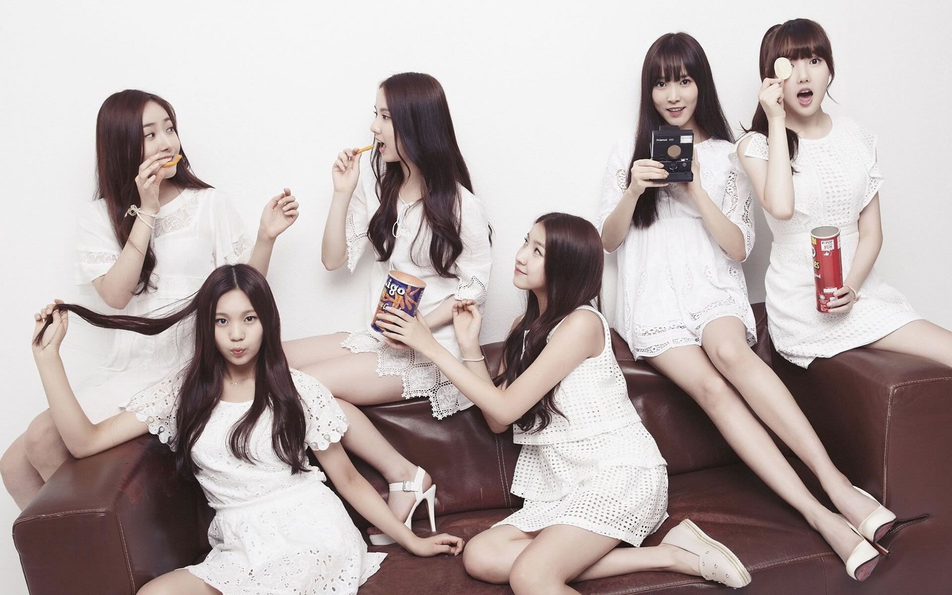 GFriend: Korean idols - Umji, Eunha, Yuju, SinB, Yerin, and Sowon, Pop music artists. 1920x1200 HD Wallpaper.