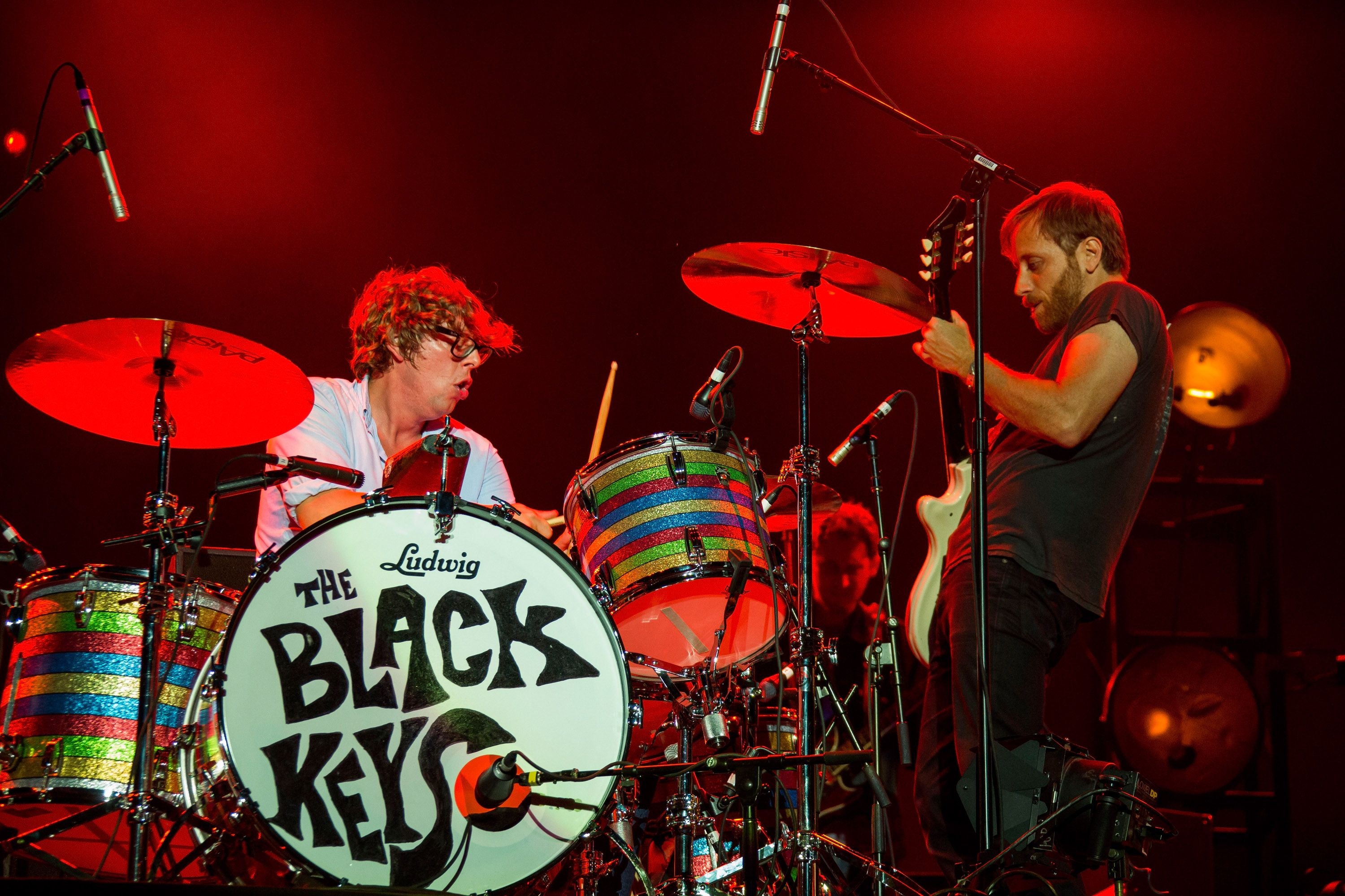 The Black Keys wallpapers, Top free backgrounds, Visual representations of the band's sound, Creative and artistic designs, 3000x2000 HD Desktop