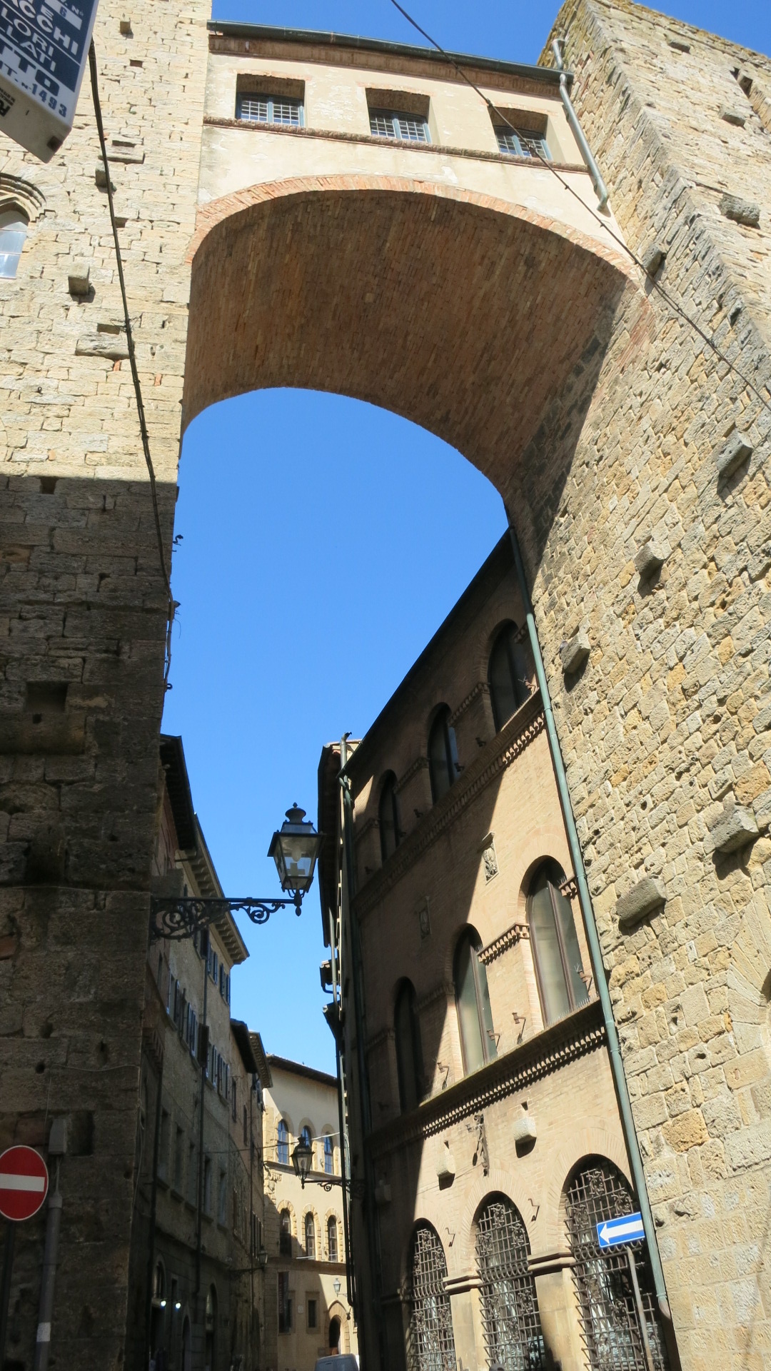 San Gimignano, Family and friends, Return trip, Volterra adventure, 1080x1920 Full HD Phone