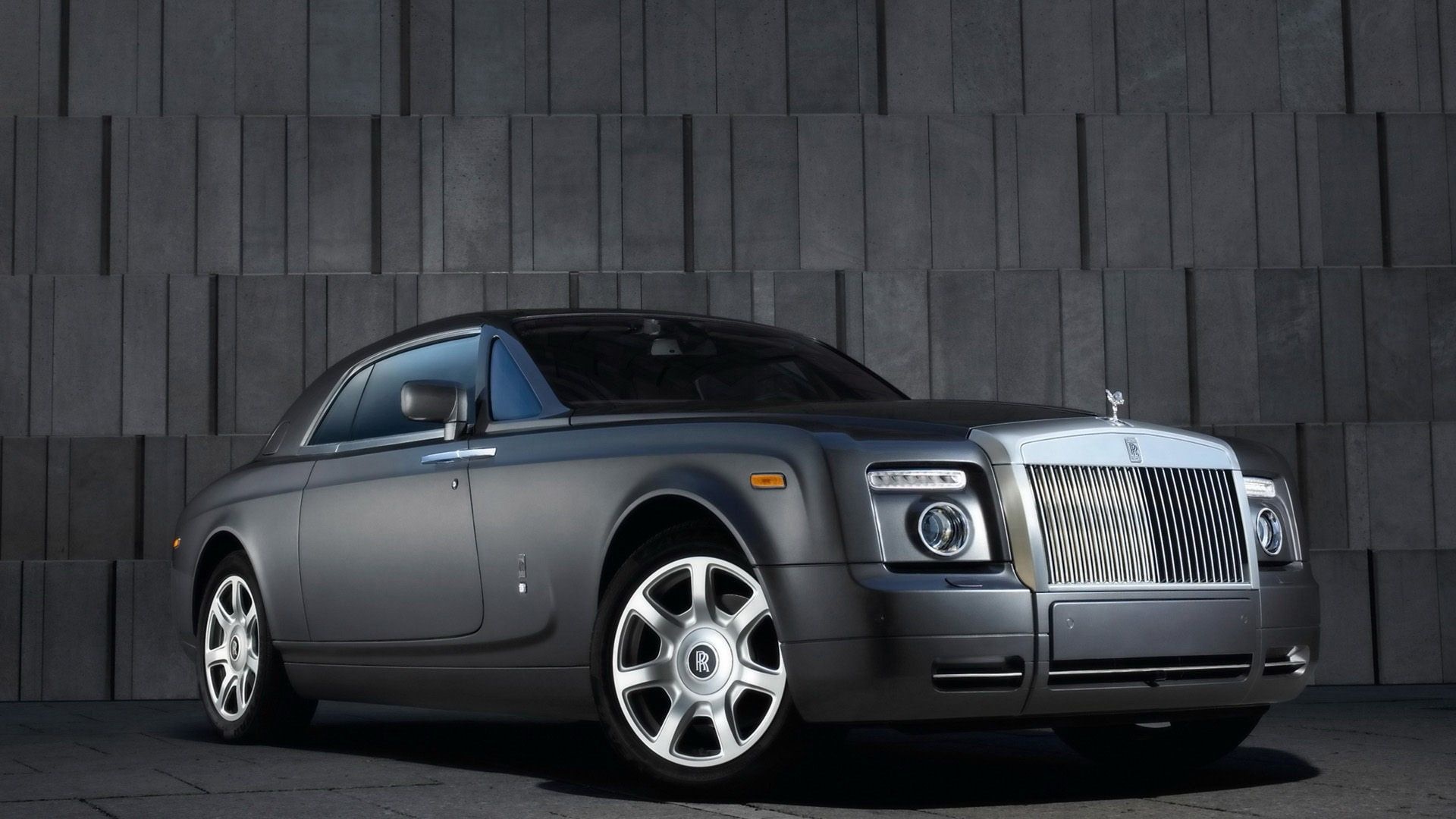 Rolls-Royce Phantom, Graceful luxury car, Grey elegance, Phantom allure, 1920x1080 Full HD Desktop