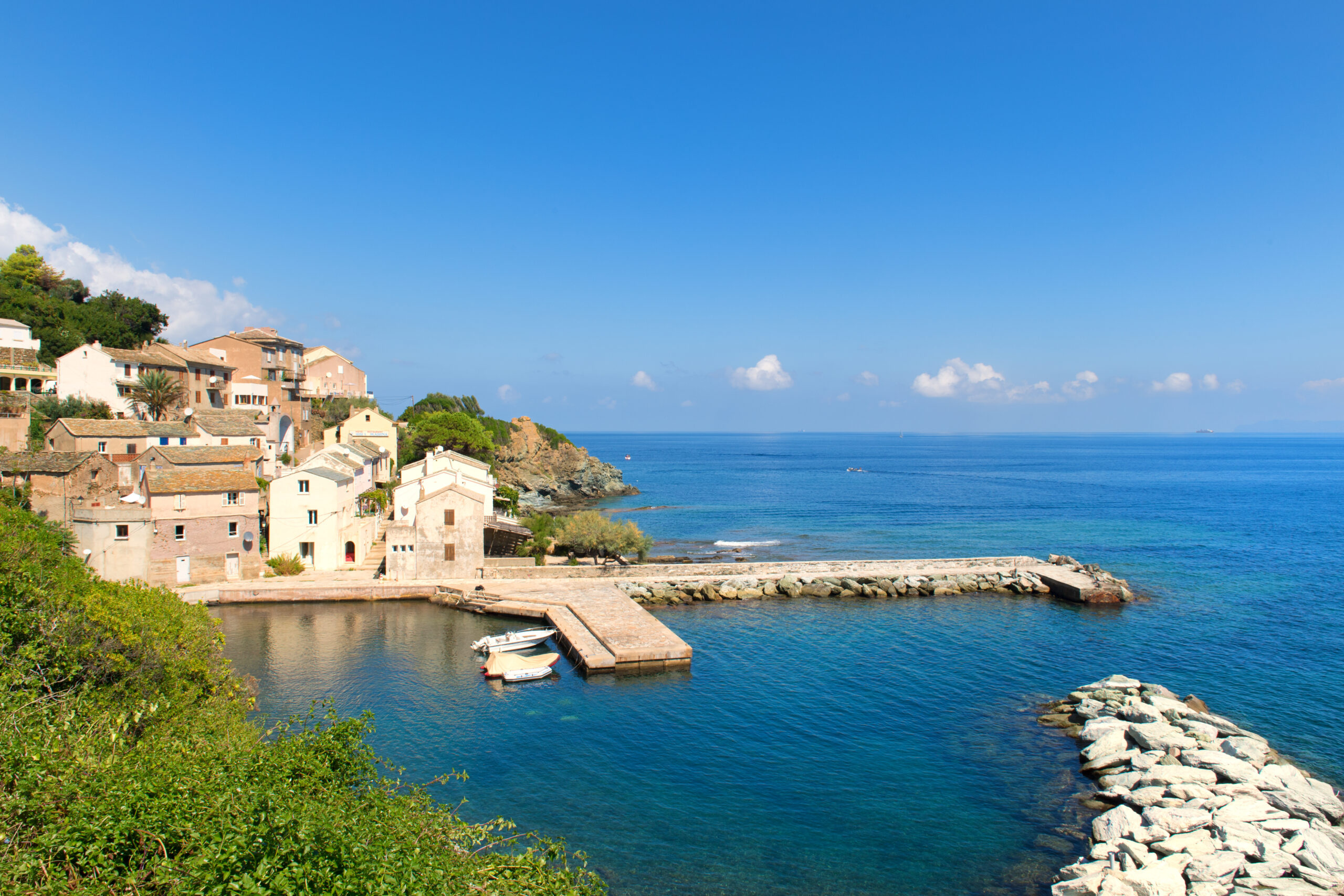 Best areas in Corsica, Beautiful stay, Top recommendations, Expert advice, 2560x1710 HD Desktop