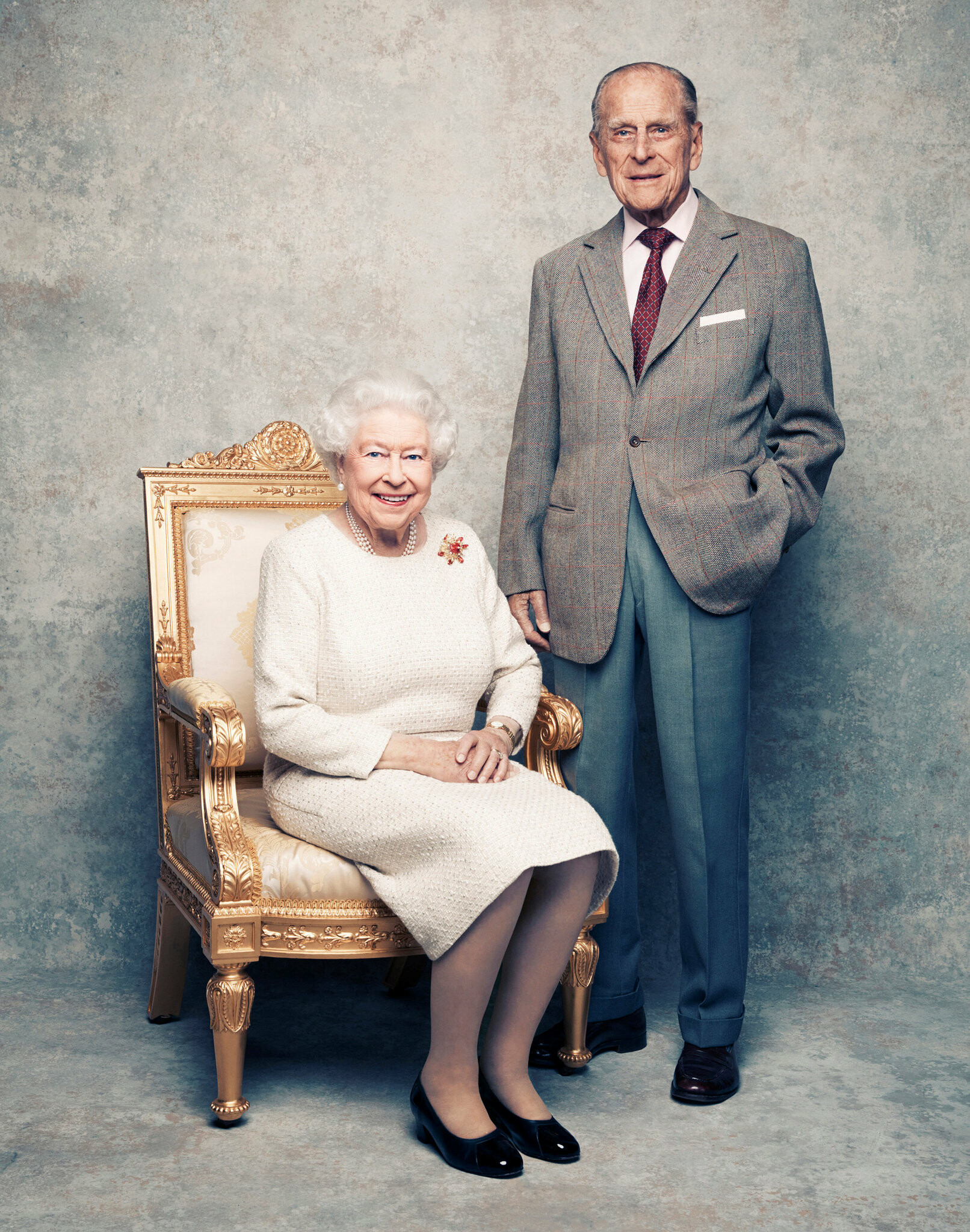 Queen Elizabeth II, Prince Philip, 70 years of Marriage, Celebrations, 1620x2050 HD Phone