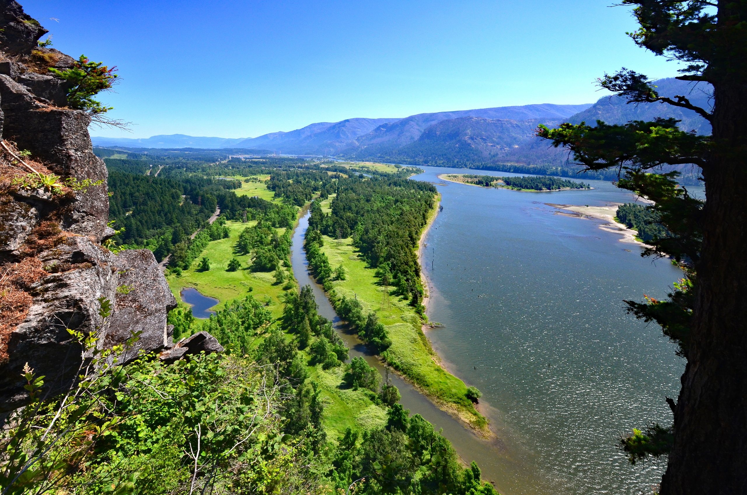 Columbia River Gorge, Family adventures, Oregon, 2560x1700 HD Desktop