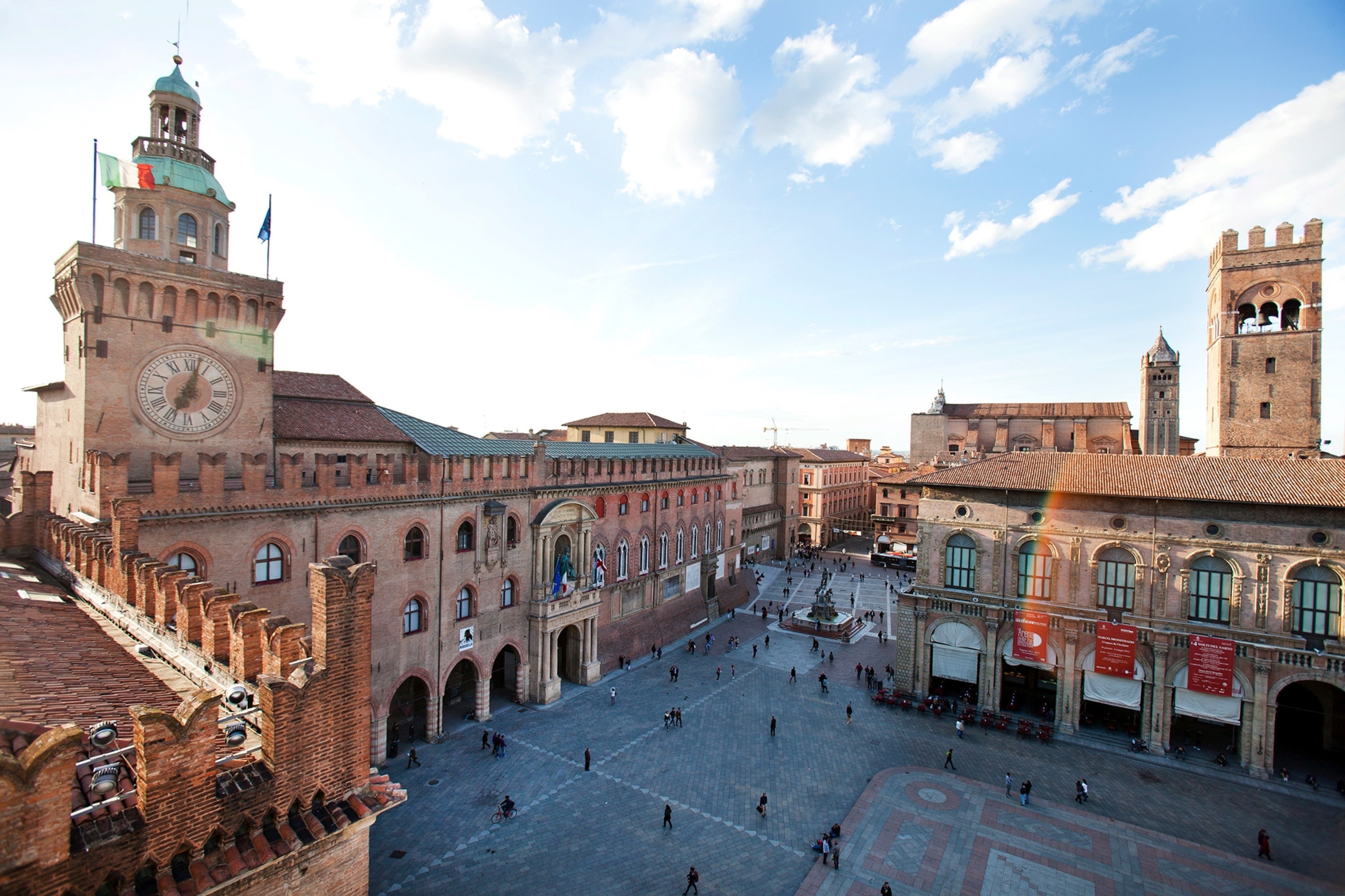 Underrated Italian cities, Bologna travel, Hidden treasures, Off the beaten path, 3080x2050 HD Desktop