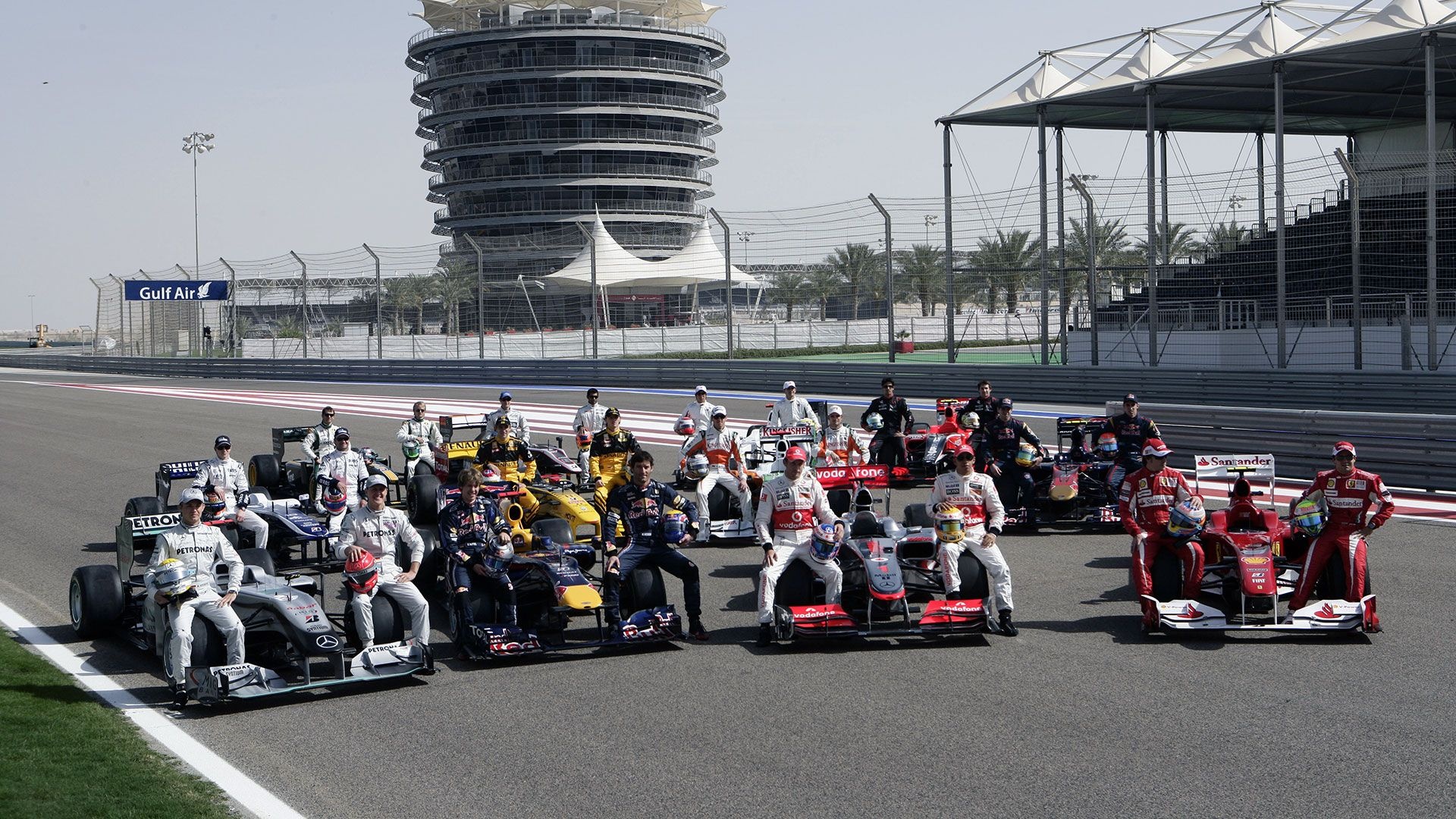 Bahrain F1, Grand Prix excitement, High-definition car, Thrilling race, 1920x1080 Full HD Desktop