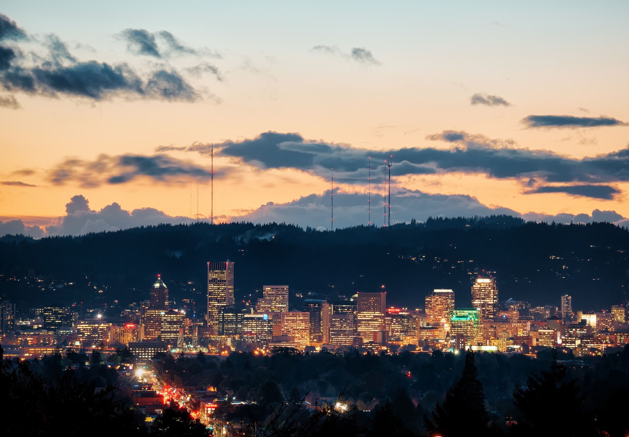 Portland Skyline, Travels, Portland Oregon, After Sunset, 2050x1430 HD Desktop