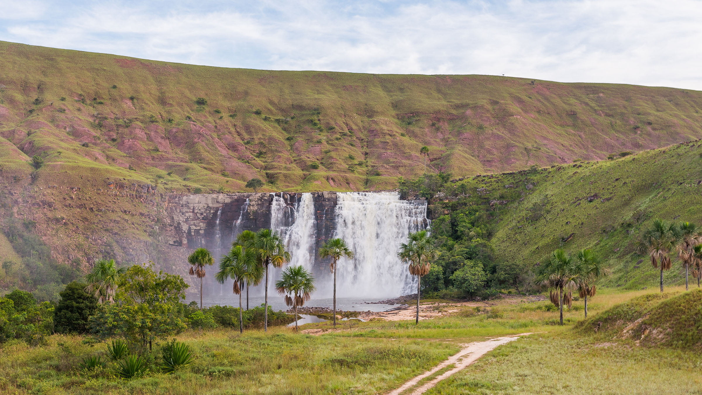 Canaima National Park, Waterfalls, Venezuela, Adventure, 2400x1350 HD Desktop