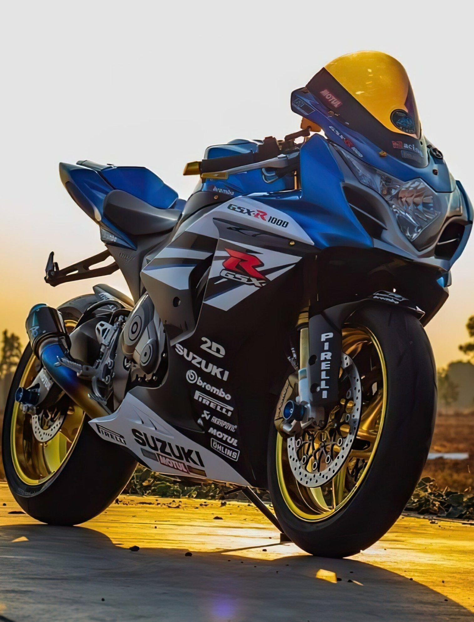GSX-R: Sportbike, Gixxer 1000, A 1100cc version was introduced in 1986. 1520x1990 HD Background.