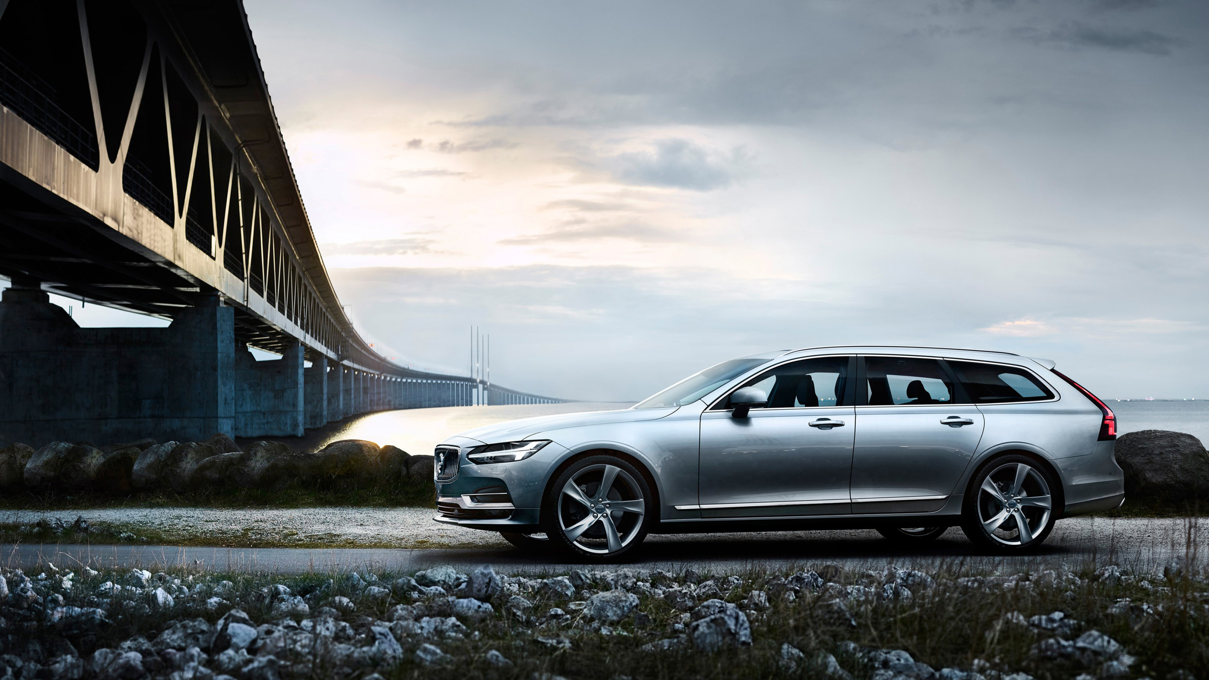 Volvo V90, Premium automobiles, High-resolution wallpapers, Unsurpassed luxury, 3840x2160 4K Desktop