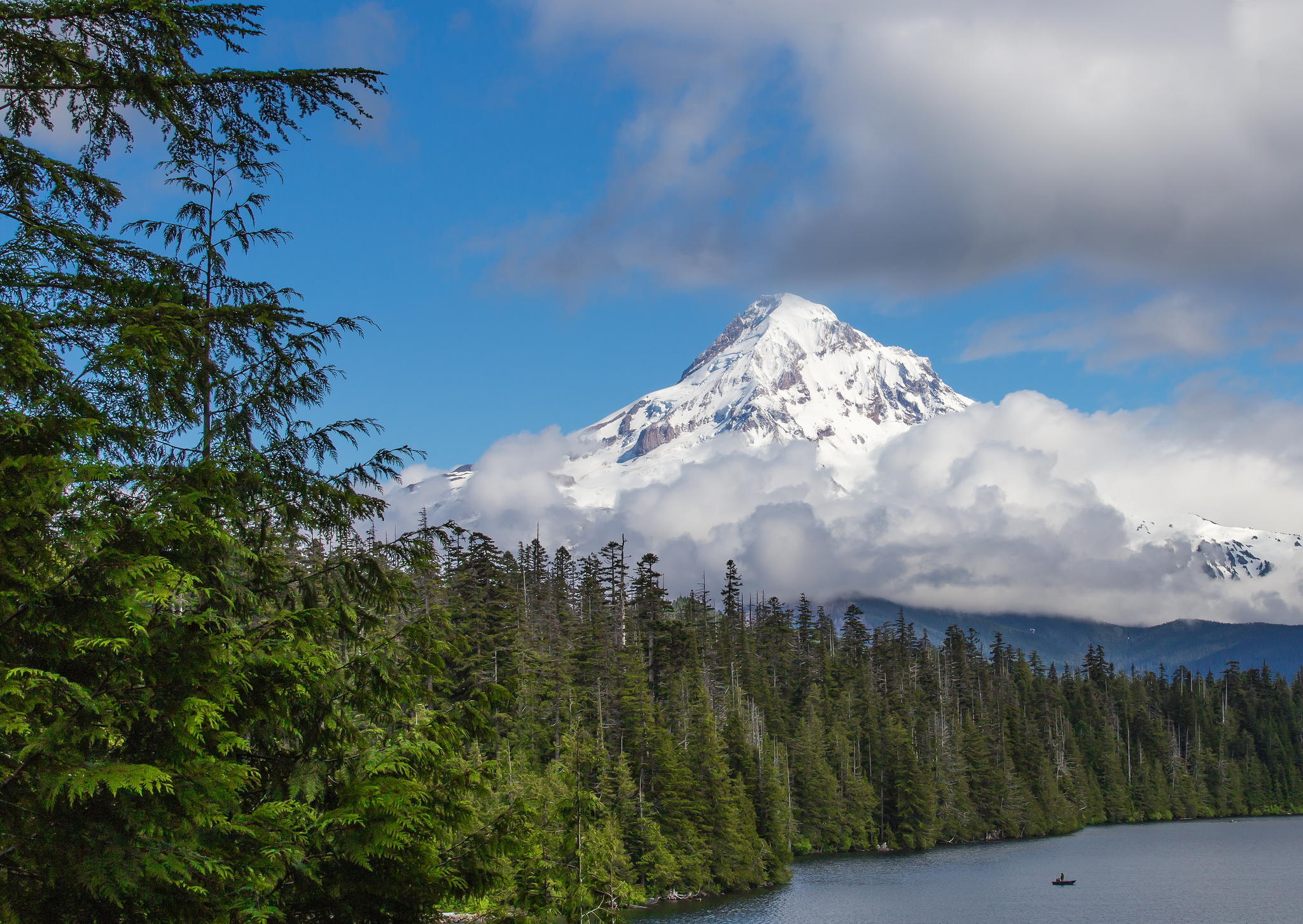 Mount Hood, Oregon, Majestic mountains, Nature's wonder, 2050x1460 HD Desktop