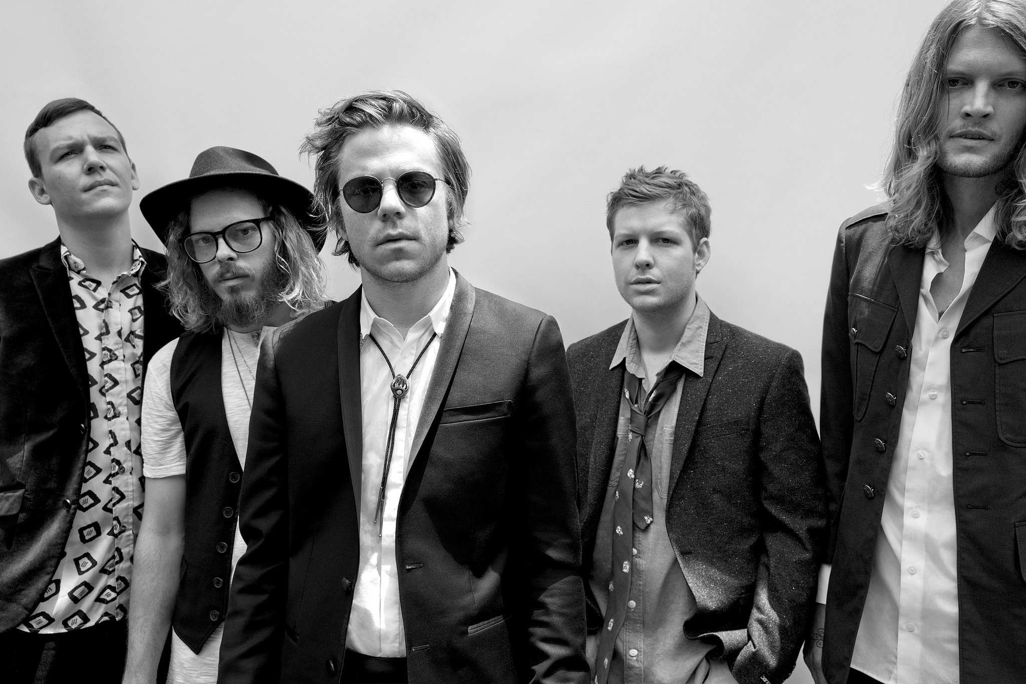 Cage The Elephant HD Wallpaper 2050x1370