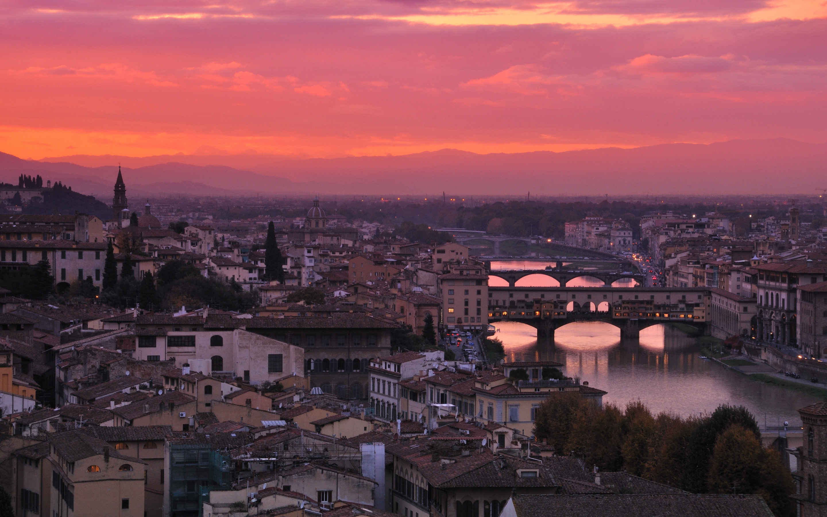 Ponte Vecchio, Florence sunset, Cityscape, Panoramic view, 2880x1800 HD Desktop