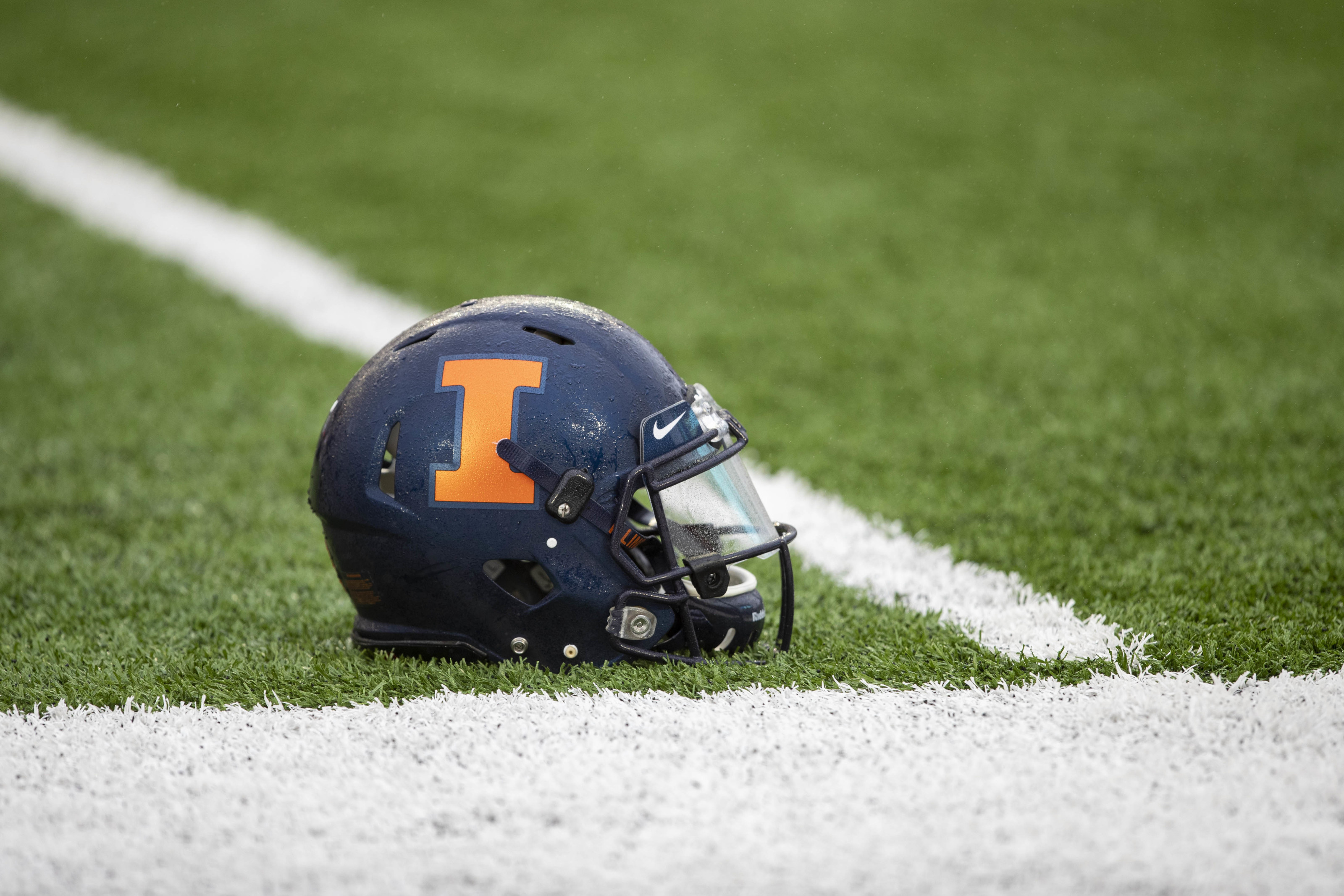 Fighting Illini Football, JUCO level players, Recent offer, 3200x2140 HD Desktop