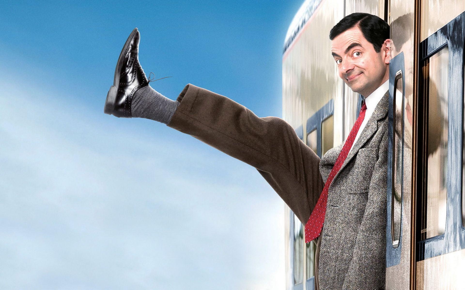 Rowan Atkinson: Appeared as Mr. Bean in a TV advert for Snickers in October 2014. 1920x1200 HD Wallpaper.