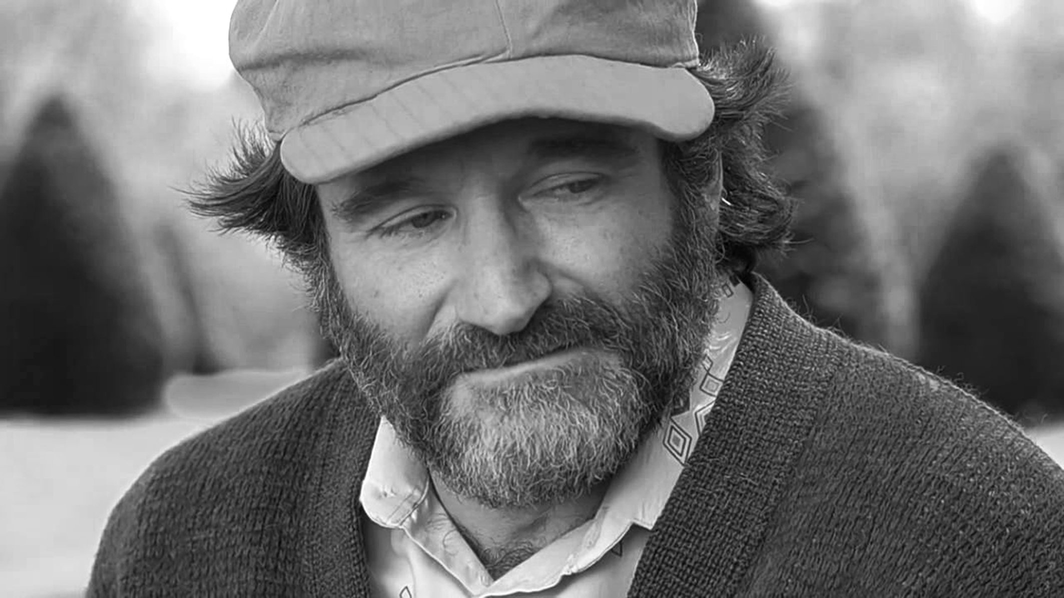 Robin Williams: Portrayed Dr. Hunter "Patch" Adams in a 1998 comedy-drama film, Patch Adams. 2130x1200 HD Wallpaper.