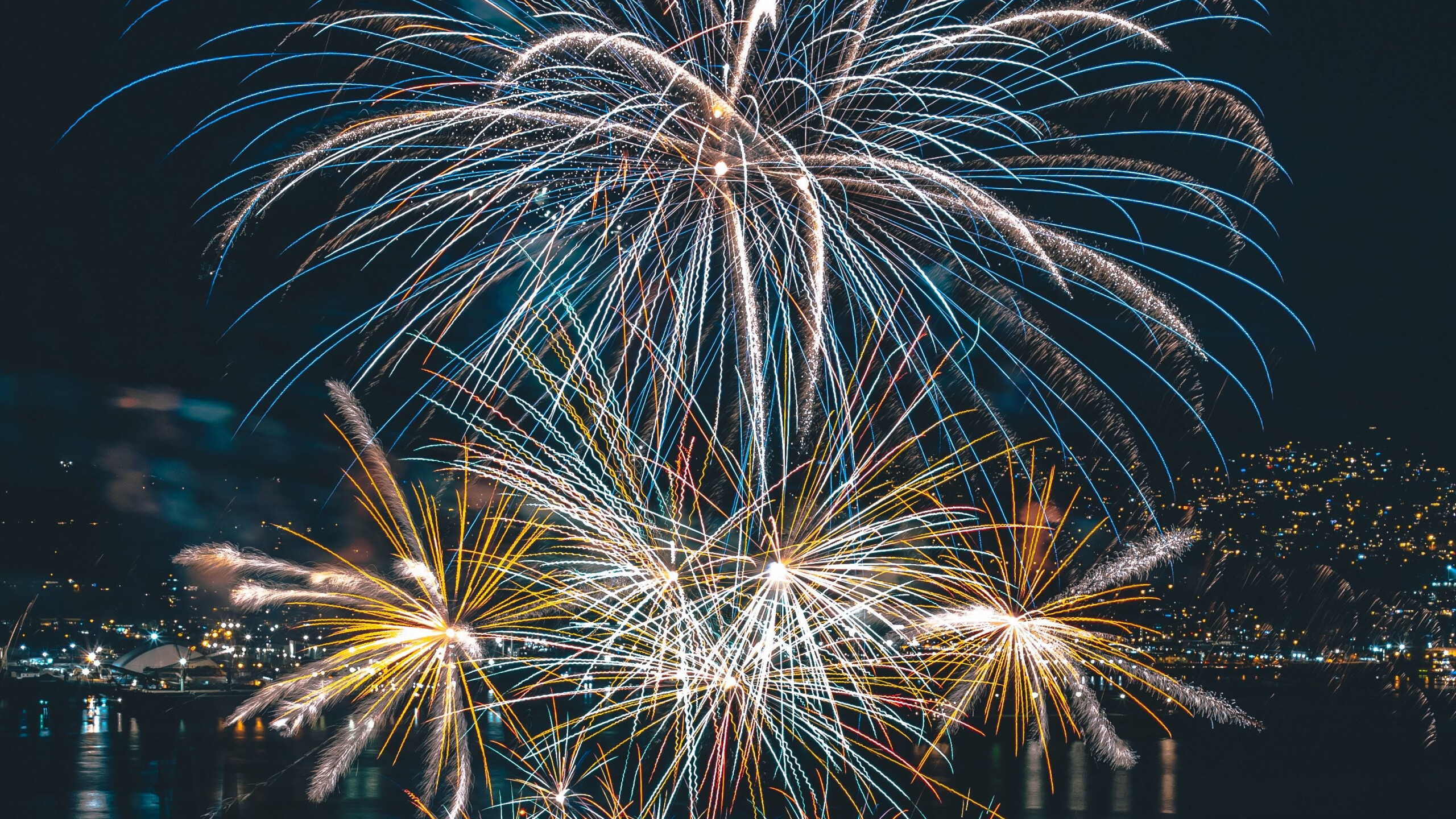 Celebration: Night, Fireworks, Jollification. 2560x1440 HD Background.