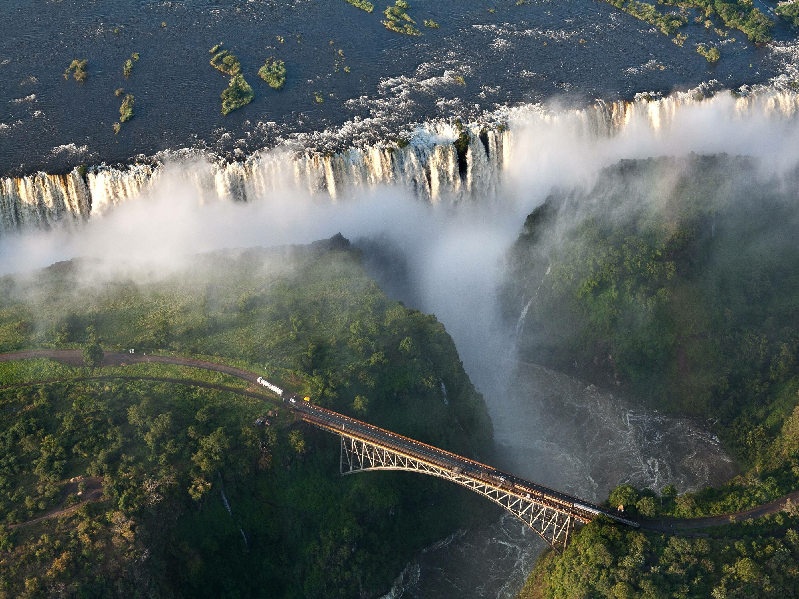 Victoria Falls: Spectacular waterfall, located about midway along the course of the Zambezi River. 2800x2100 HD Wallpaper.