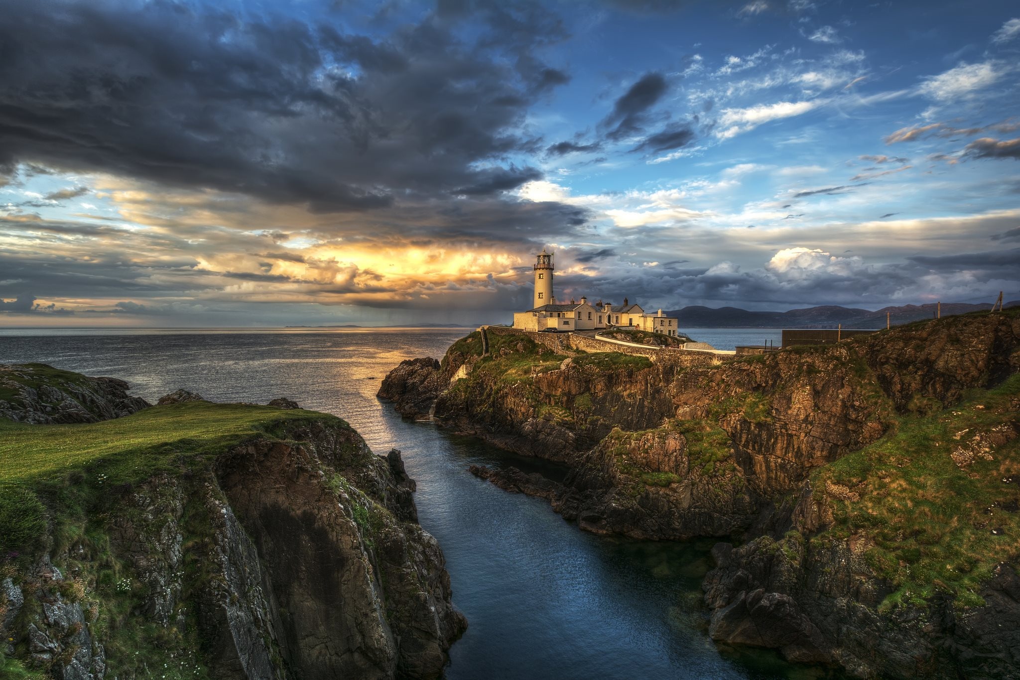 County Donegal wallpapers, Irish sea, Stunning visuals, High-quality designs, 2050x1370 HD Desktop