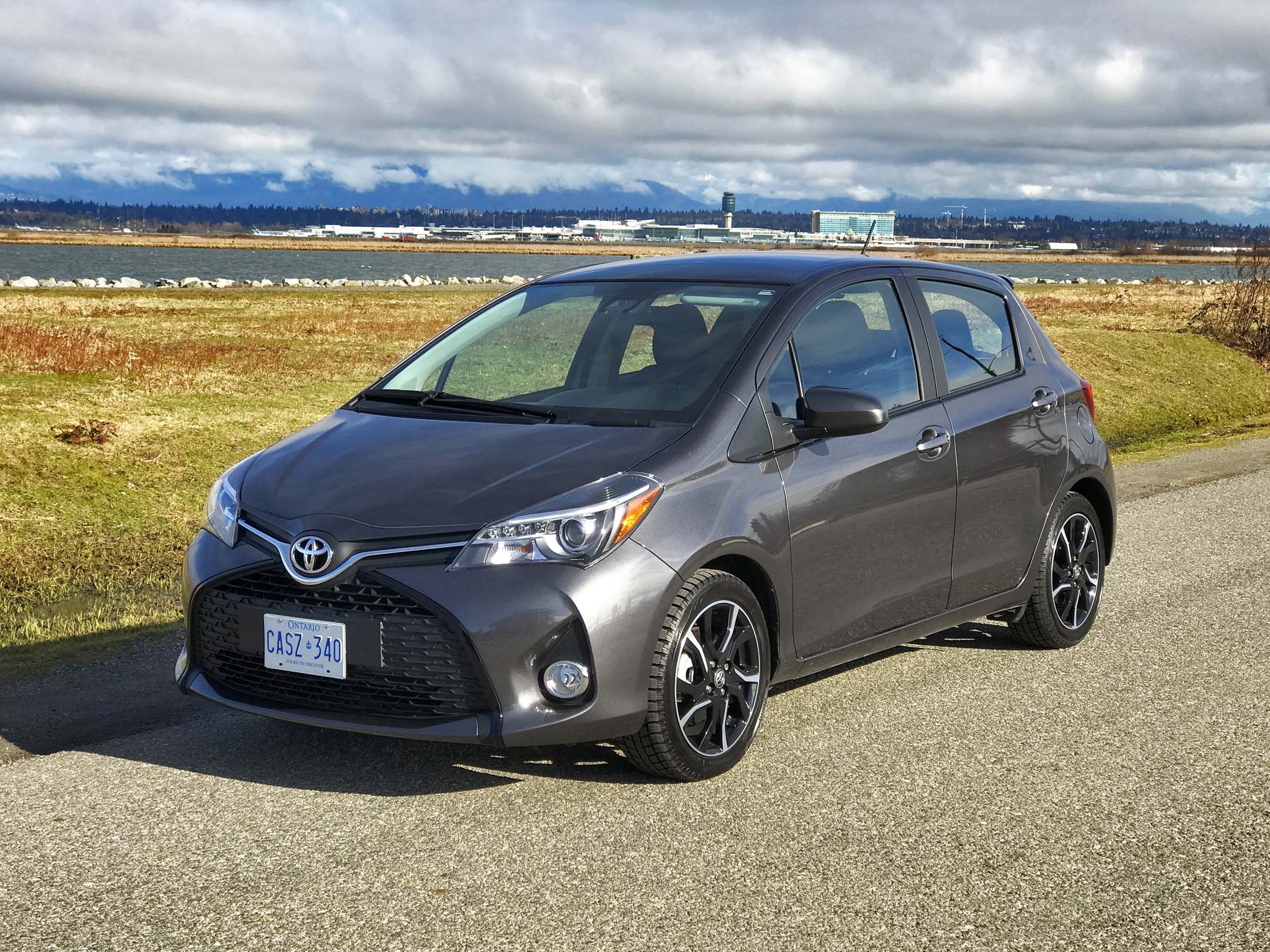 Toyota Yaris, Test drive review, Sporty and practical, Smooth driving experience, 2160x1620 HD Desktop