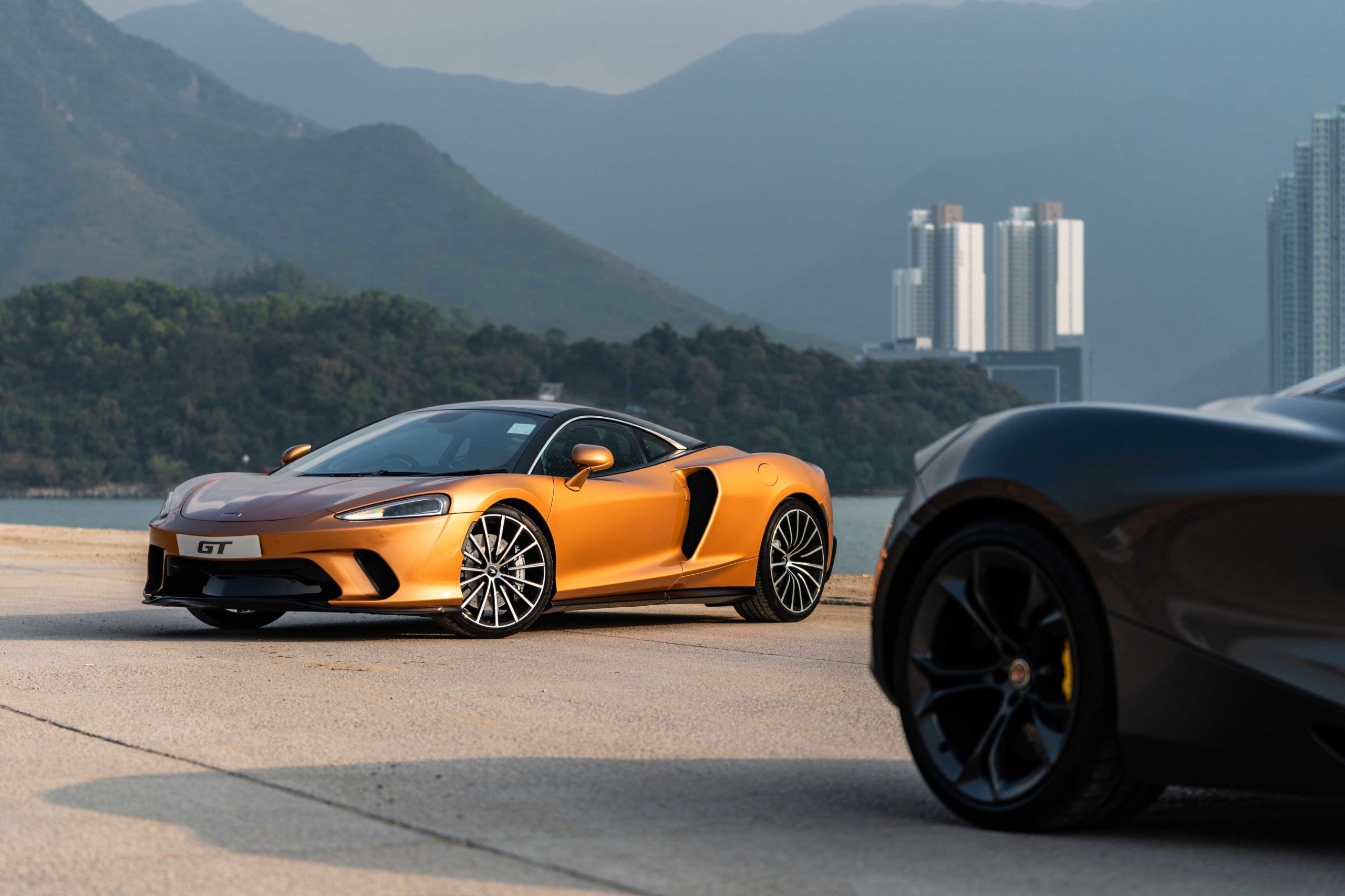 McLaren GT, Supercar experience, Leap into drive, Everyday luxury, 2560x1710 HD Desktop