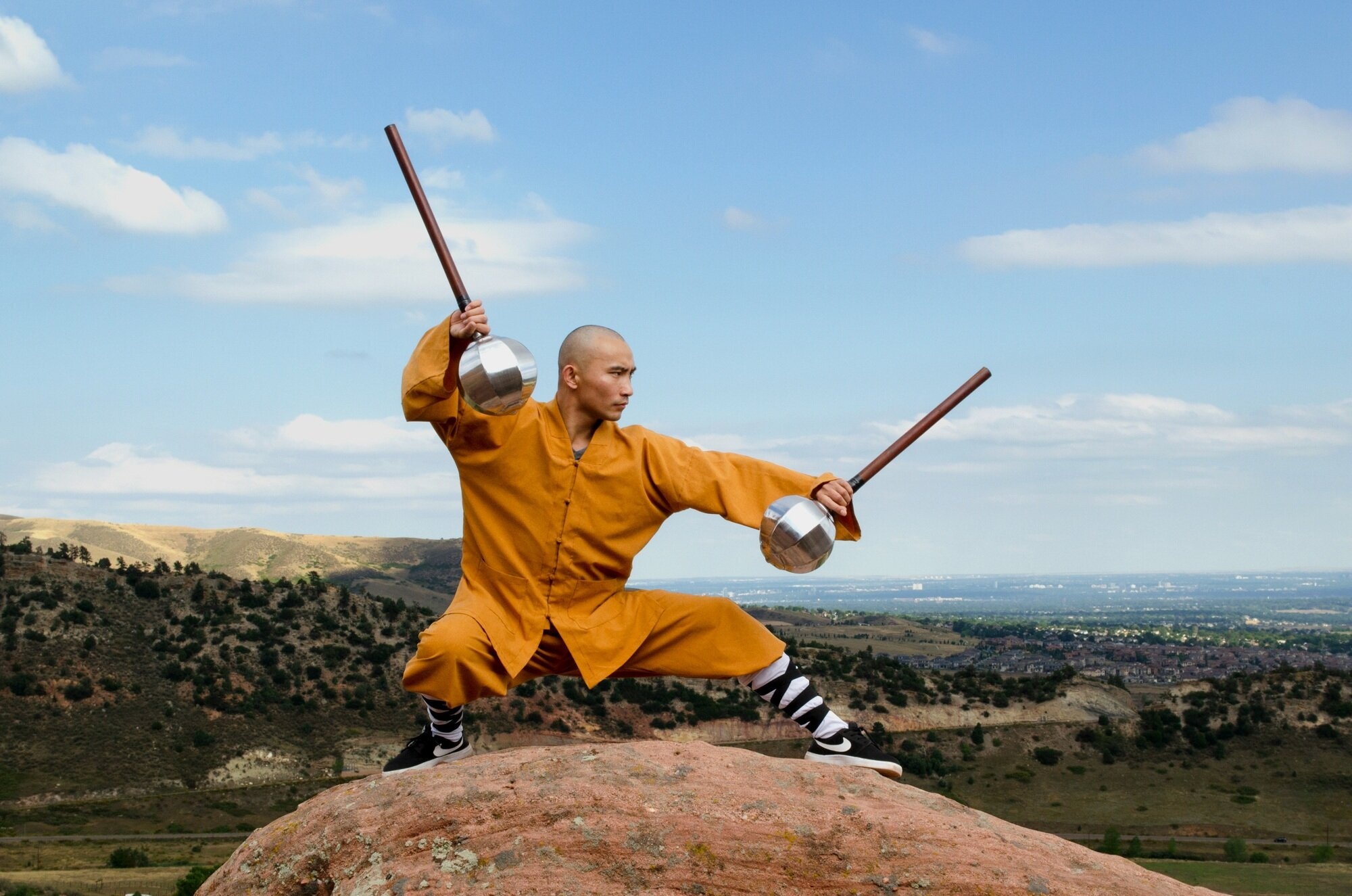 Shaolin Kung Fu: Shaolin quan, Master Shi Heng Chao - the founder of the USA Shaolin Kung Fu Academy. 2000x1330 HD Wallpaper.