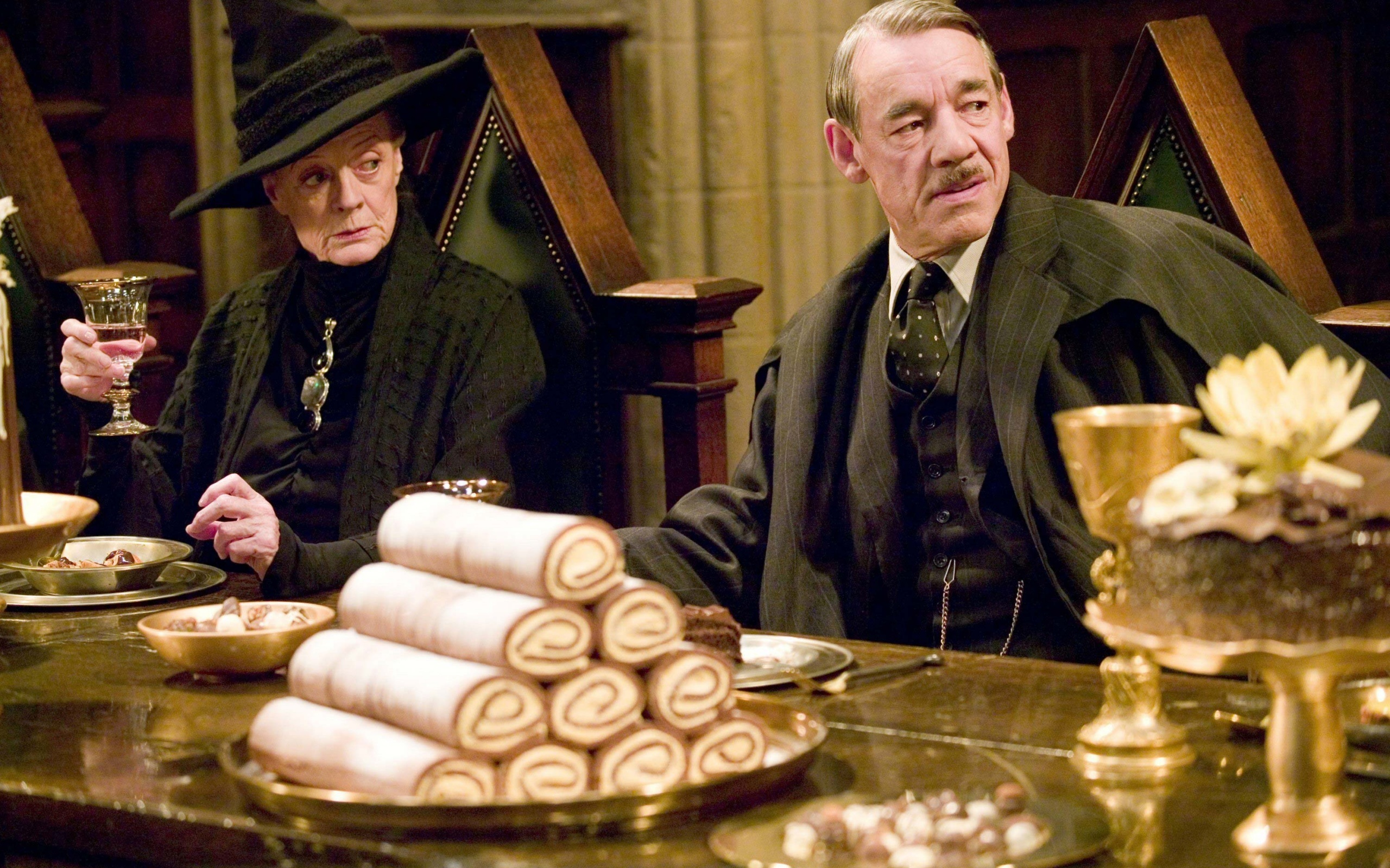 Professor McGonagall movie, Magical feast, Hogwarts dining hall, Wallpaper background, 2560x1600 HD Desktop